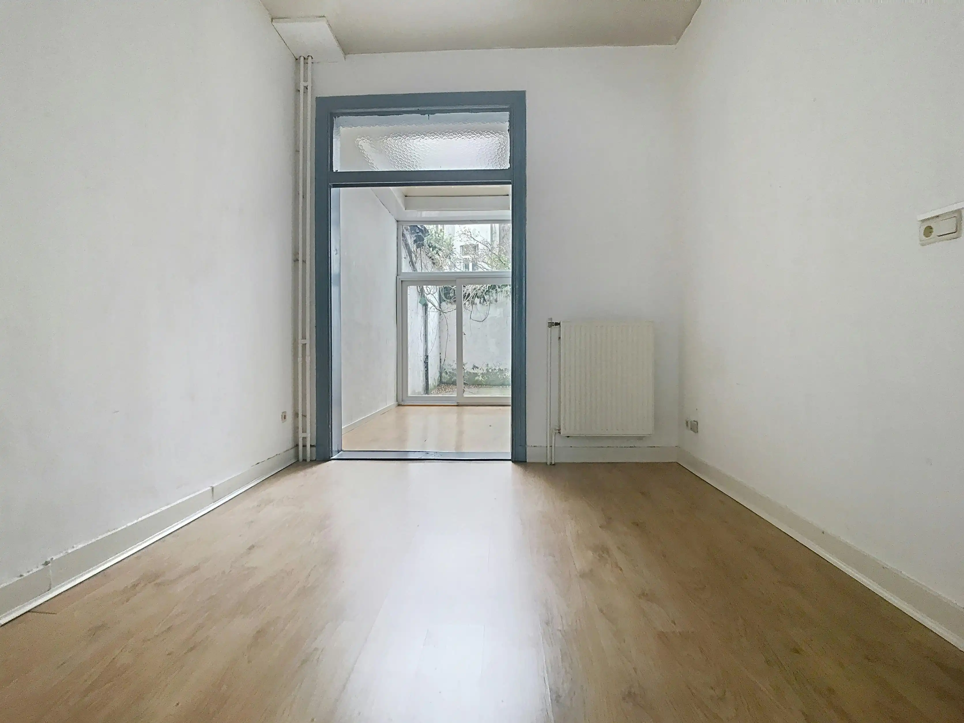 Huis van ca. 223 m² met koer te koop in Borgerhout foto 9