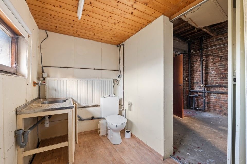 UNIEKE OPPORTUNITEIT OP 27 ARE IN GINGELOM - RENOVATIE OF PROJECTGROND MET POTENTIEEL VOOR 3 WONINGEN foto 16