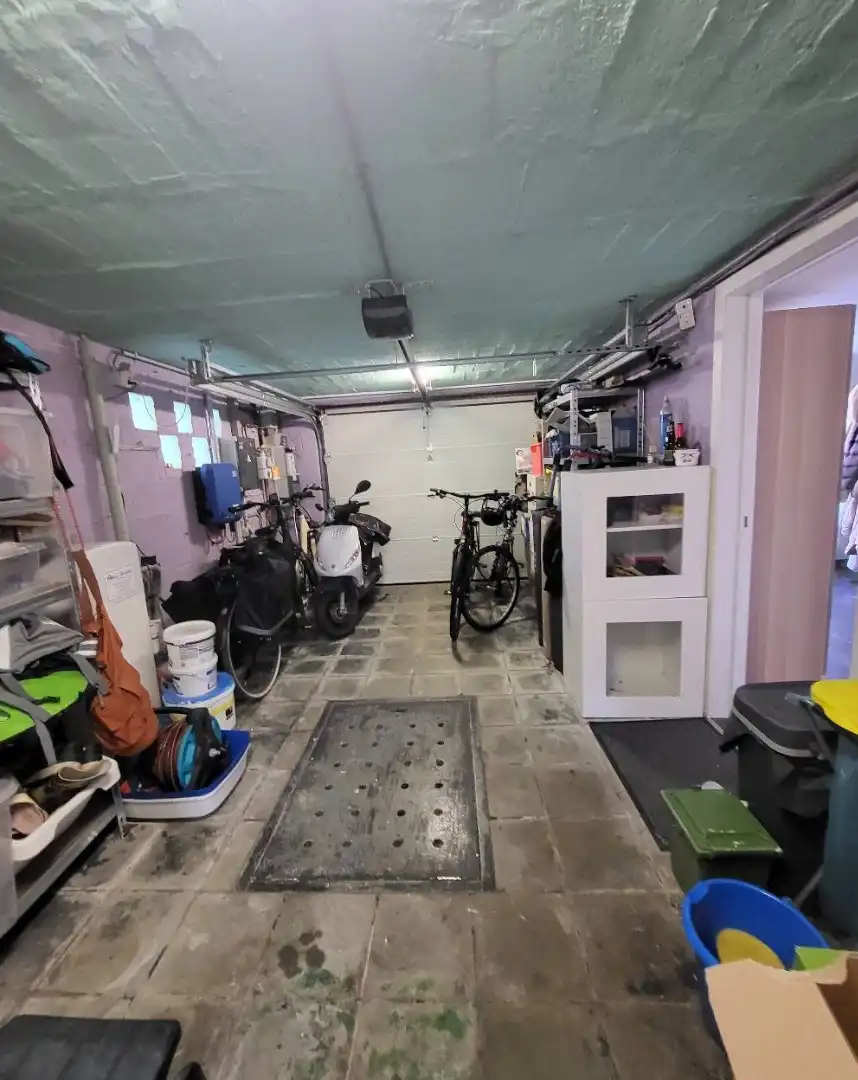 Ruime halfopen bel-etage woning met 4 slaapkamers en garage foto 5
