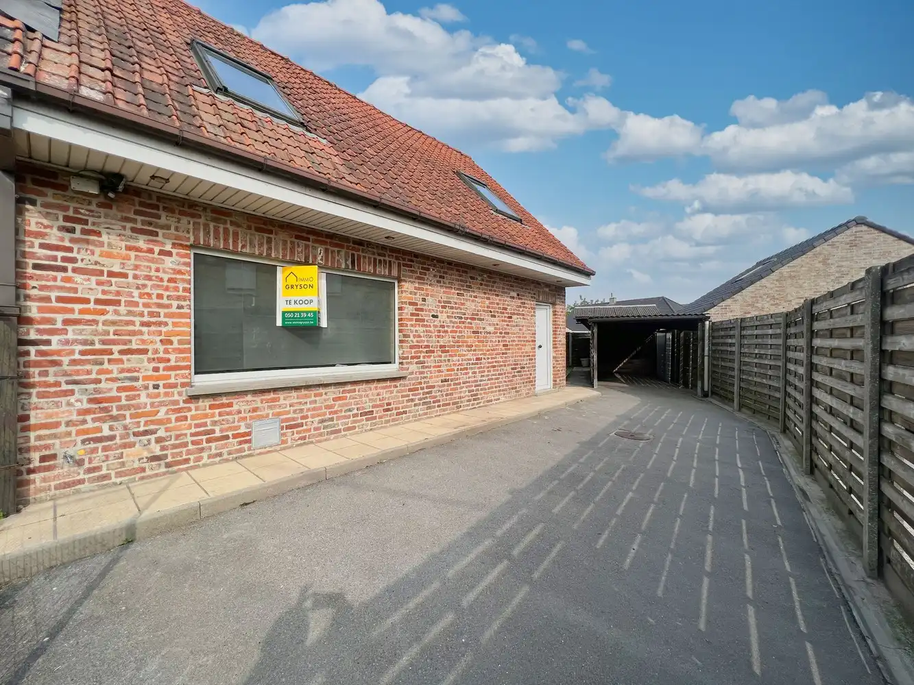Lichtrijke woning met 3 slpks. + zonnige tuin foto {{pictureIndex}}