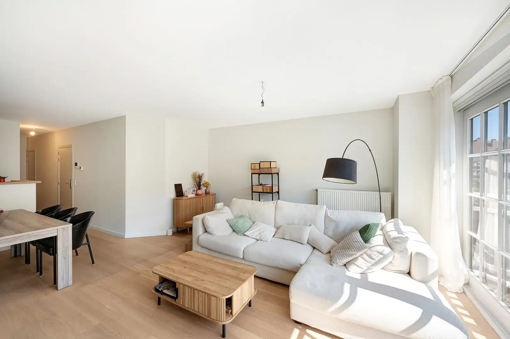 Centraal gelegen appartement in zeer goede staat. foto 11