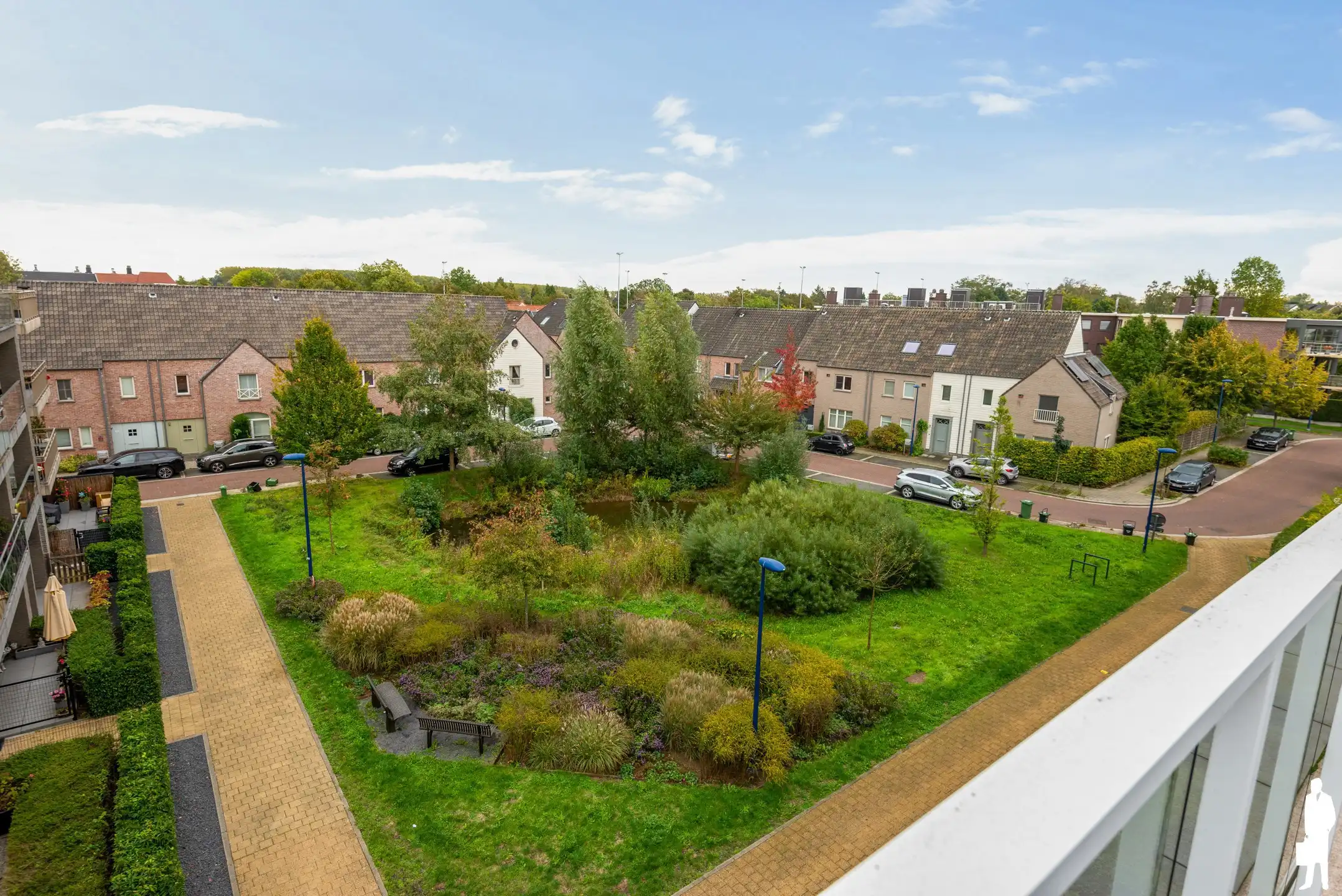 Modern appartement met 3 slaapkamers, terras en staanplaats foto 6