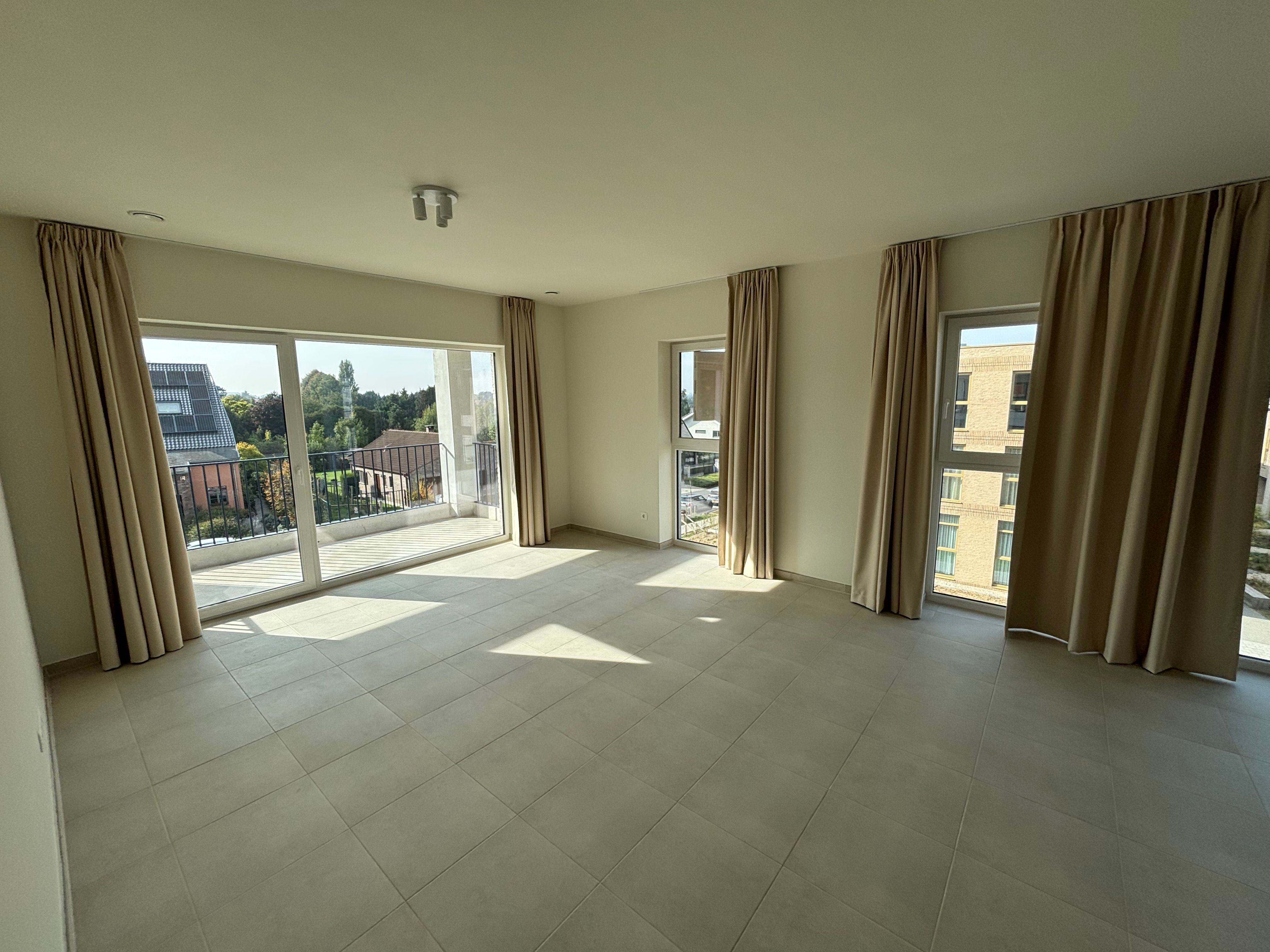 Nieuwbouw 2-slaapkamerappartement met terras foto 8