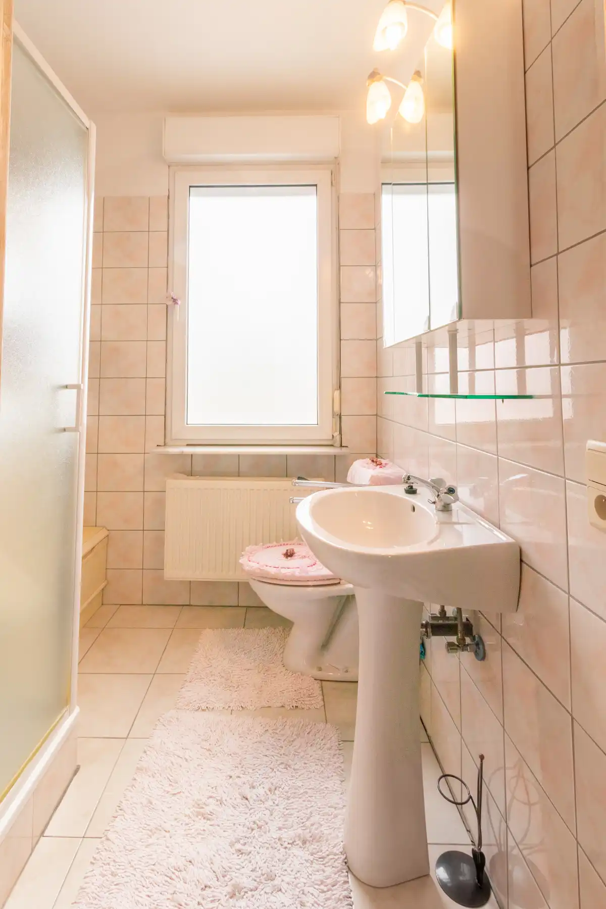 Instapklare gezinswoning met zonnige tuin foto 14