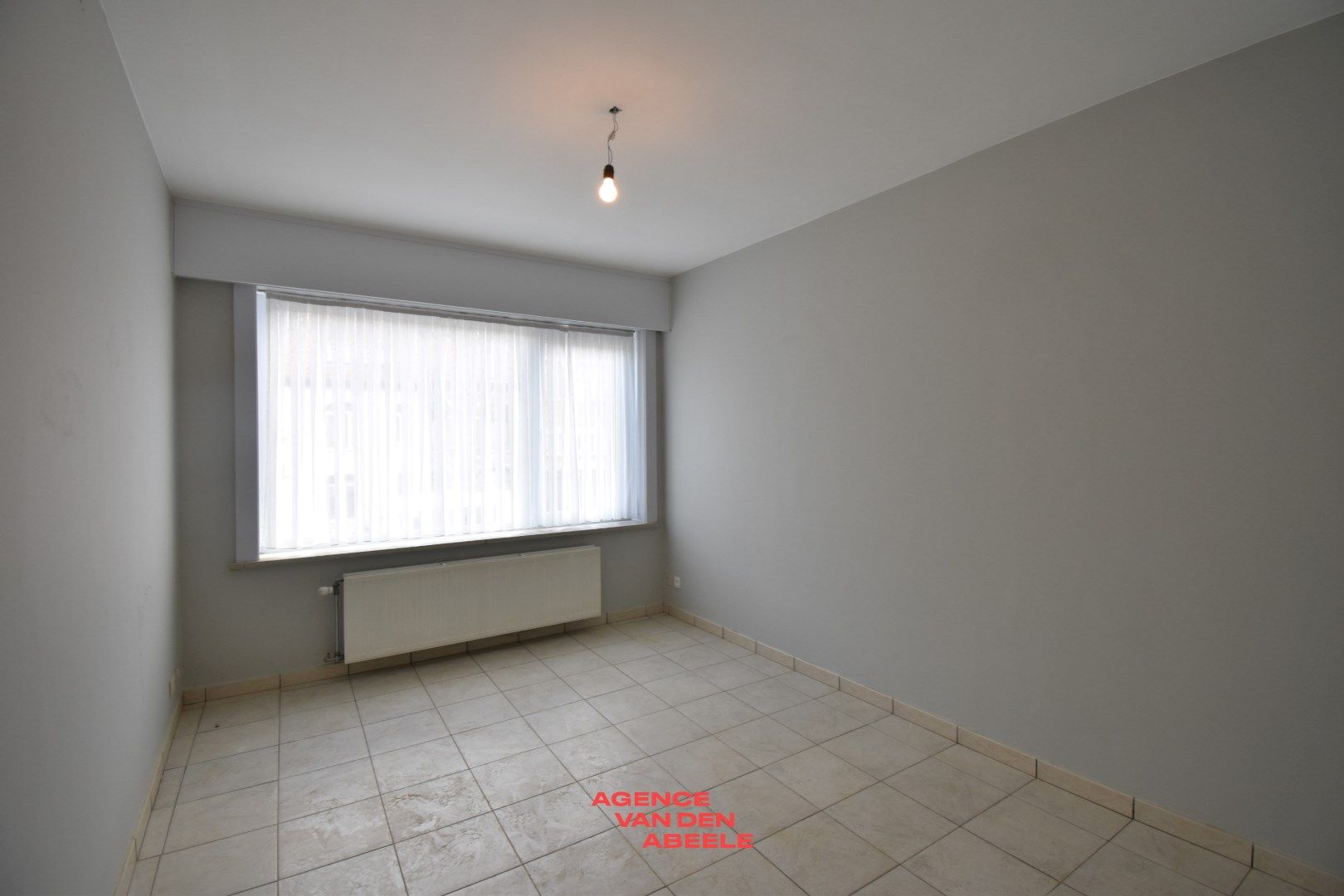 Ruim en hedendaags appartement net buiten Brugge foto 7
