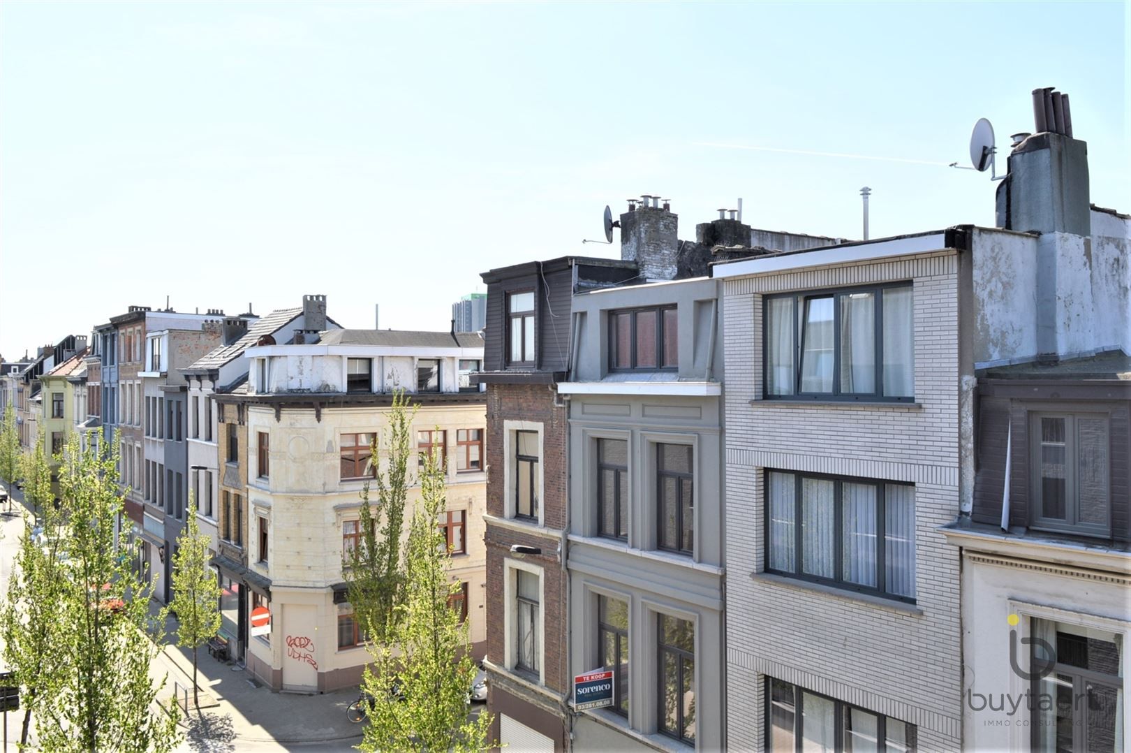 MODERN APPARTEMENT MET 2 SLPKS EN RUIM TERRAS NABIJ HET "ZUID" foto 14
