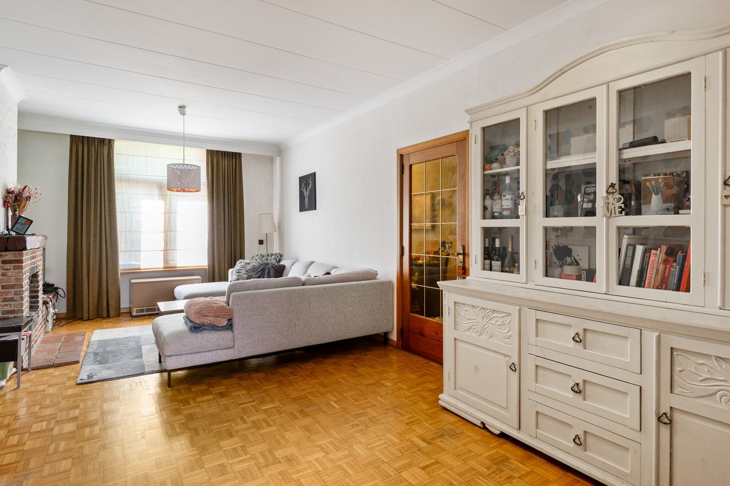Verrassend ruime woning op toplocatie te koop te Deurne Zuid foto 3
