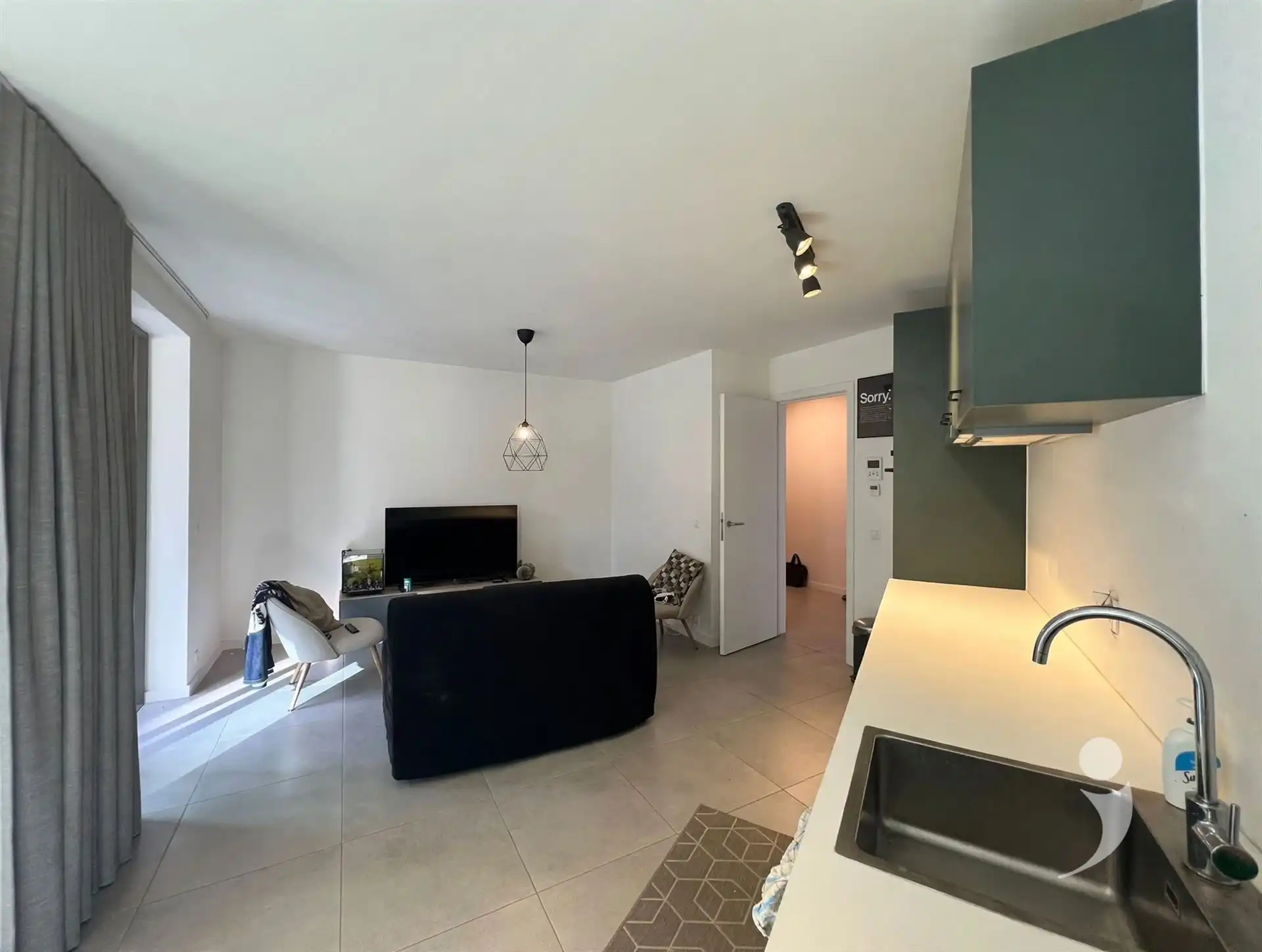 Mooi gelijkvloers appartement foto 5