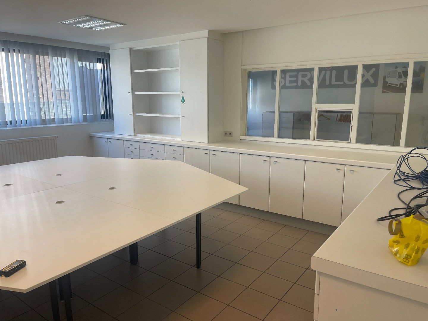 Industriële multifunctionele bedrijfsruimte van 1500m² in Hasselt met 2080 m² perceeloppervlakte en 50.00 parkeerplaatsen foto 25