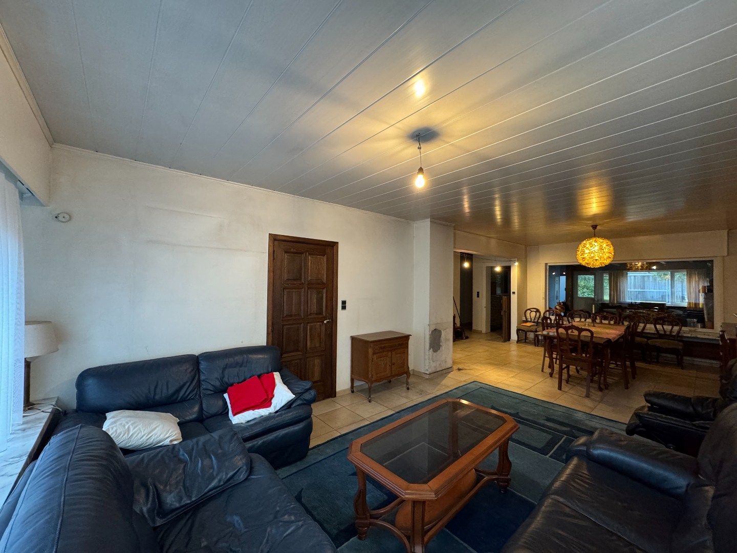 Zeer ruime 4-gevelwoning met achterliggend landgebouw gelegen op een mooi perceel van +/- 5952 m² ! foto 4