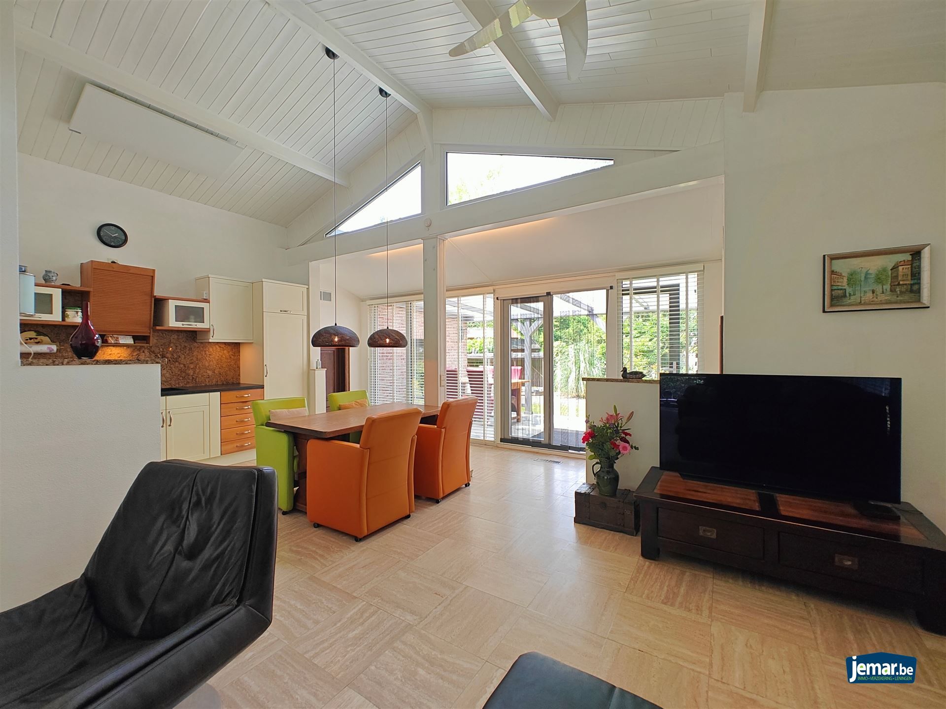 Vrijstaande woning op een prachtige locatie  foto 9