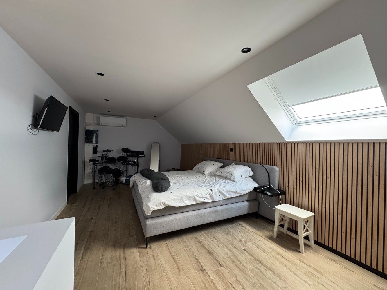 Prachtige energieneutrale woning met 4 slpks en aangelegde tuin foto 22