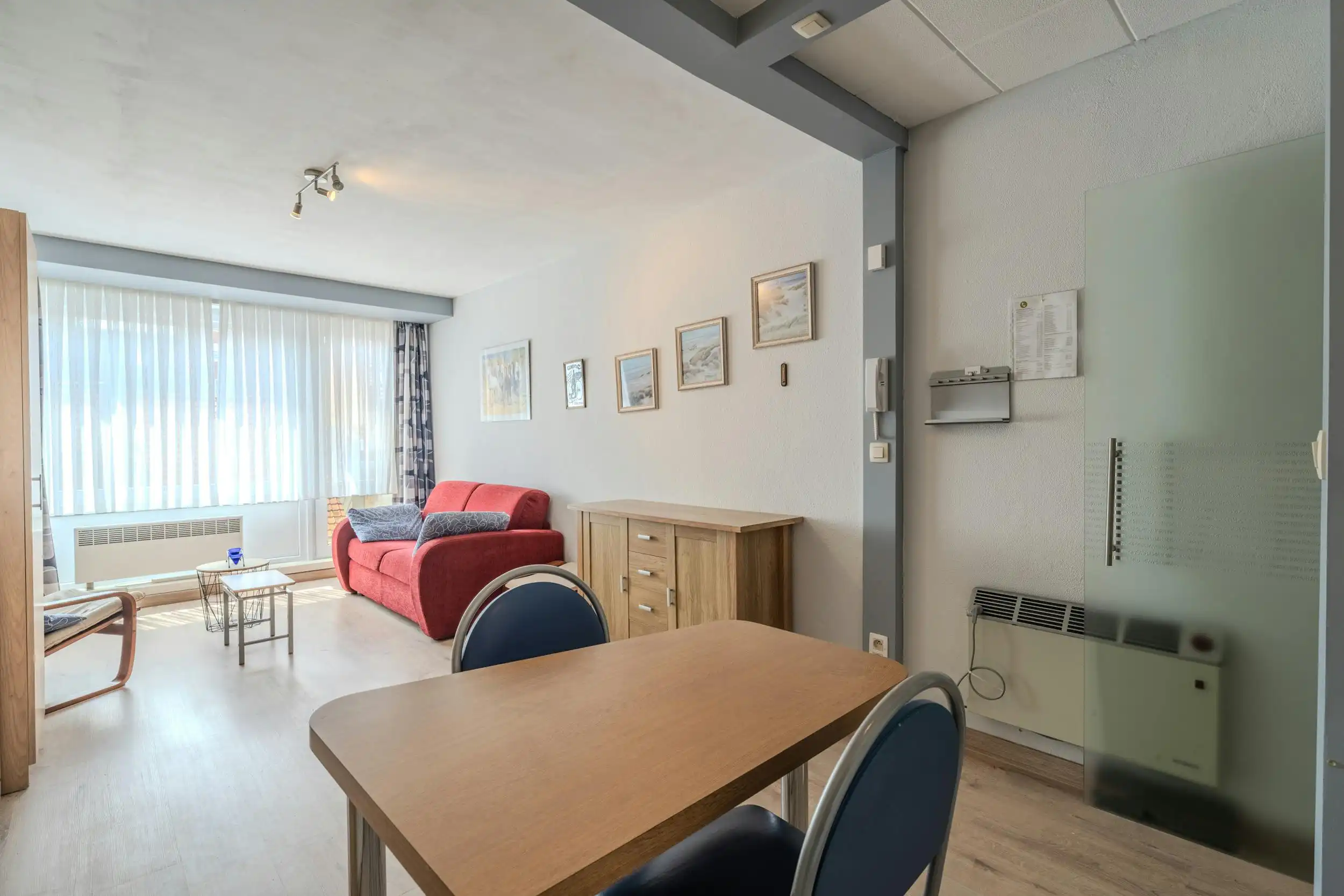 Zonnige studio te koop in het centrum van Middelkerke! foto 11