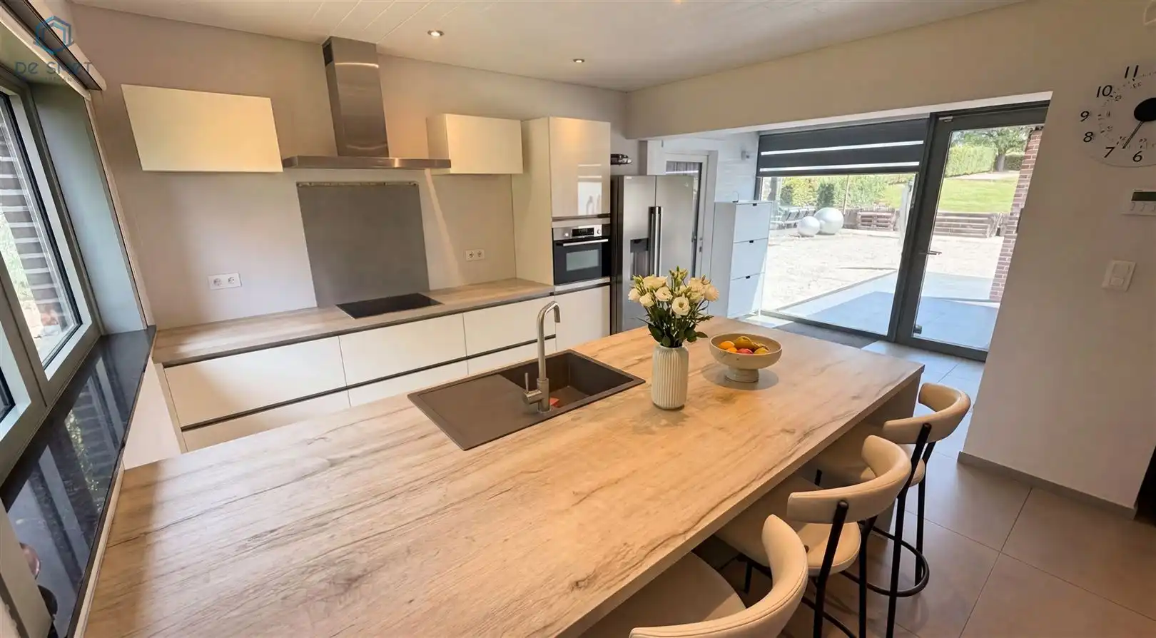 Exclusief domein te koop Instapklare privéwoning met erkende 4-sterren vakantiewoning op toplocatie in Geraardsbergen foto 7