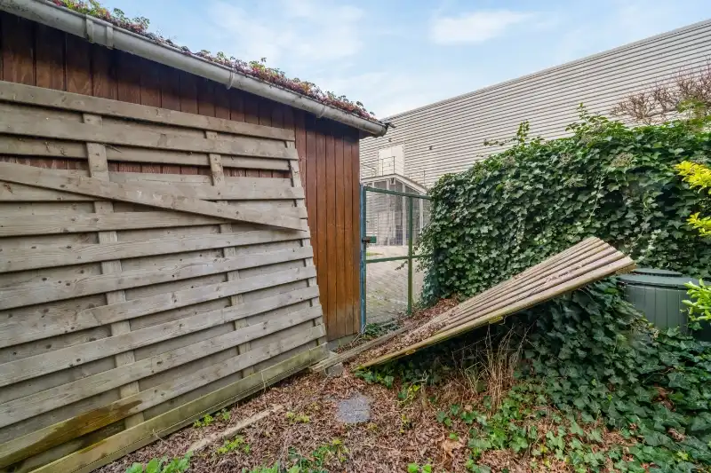 Gits :  te renoveren woning met veel potentieel op topligging.  Opp 461 m² foto 13