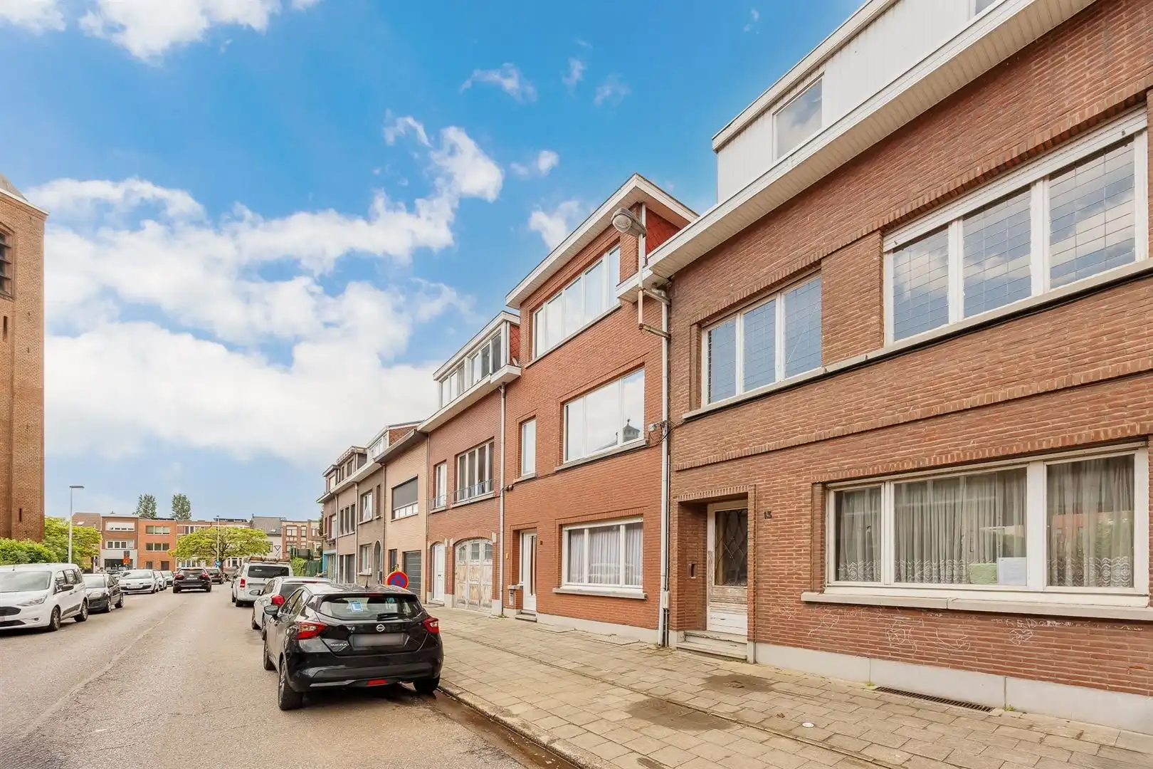 Ruime woning, perfect onderhouden met een zonnige tuin. foto 22