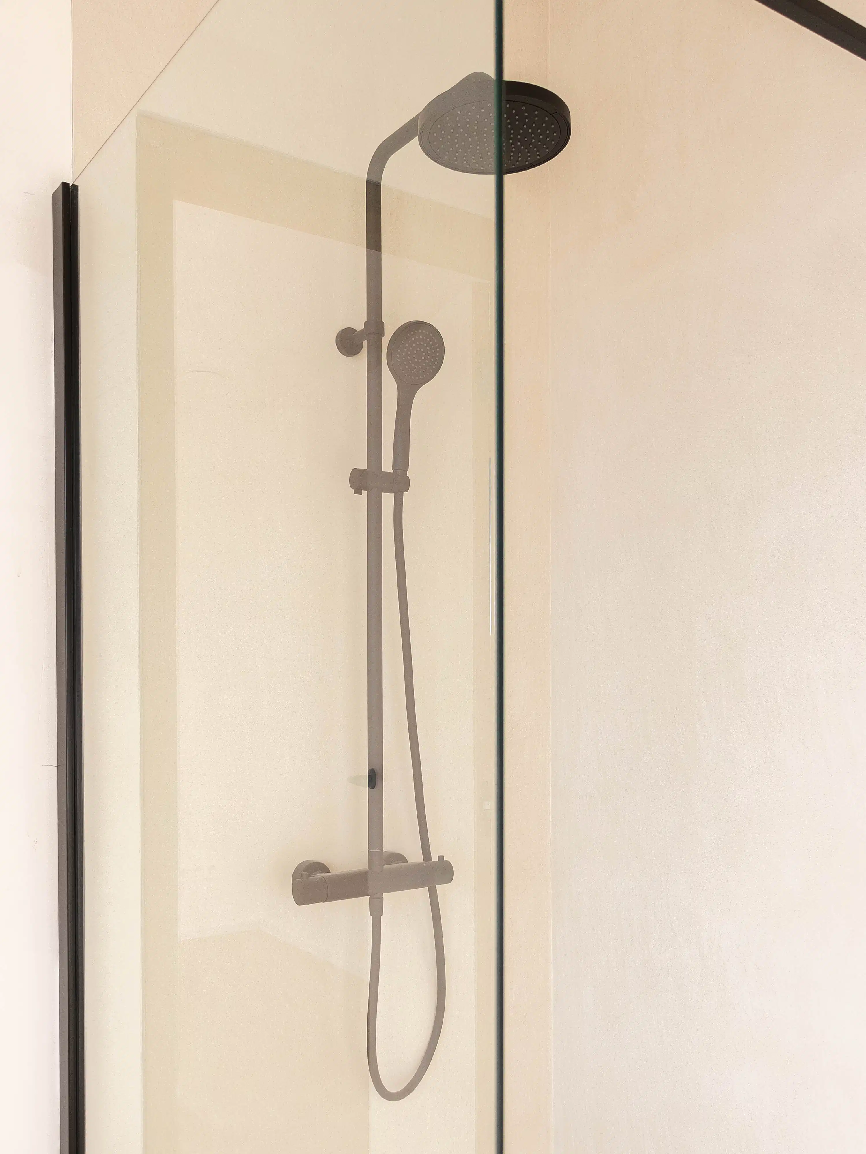 Ruim appartement met drie slaapkamers en terras in Brecht foto 11