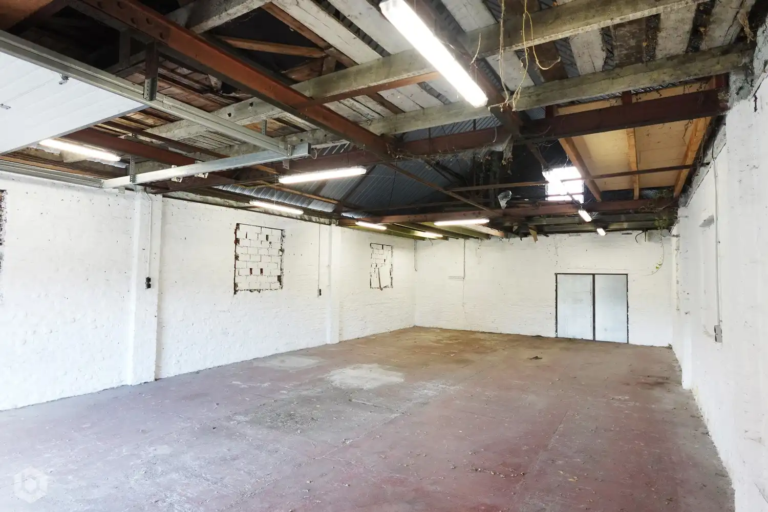 Magazijnruimte (+- 95 m²) op toplocatie foto 5