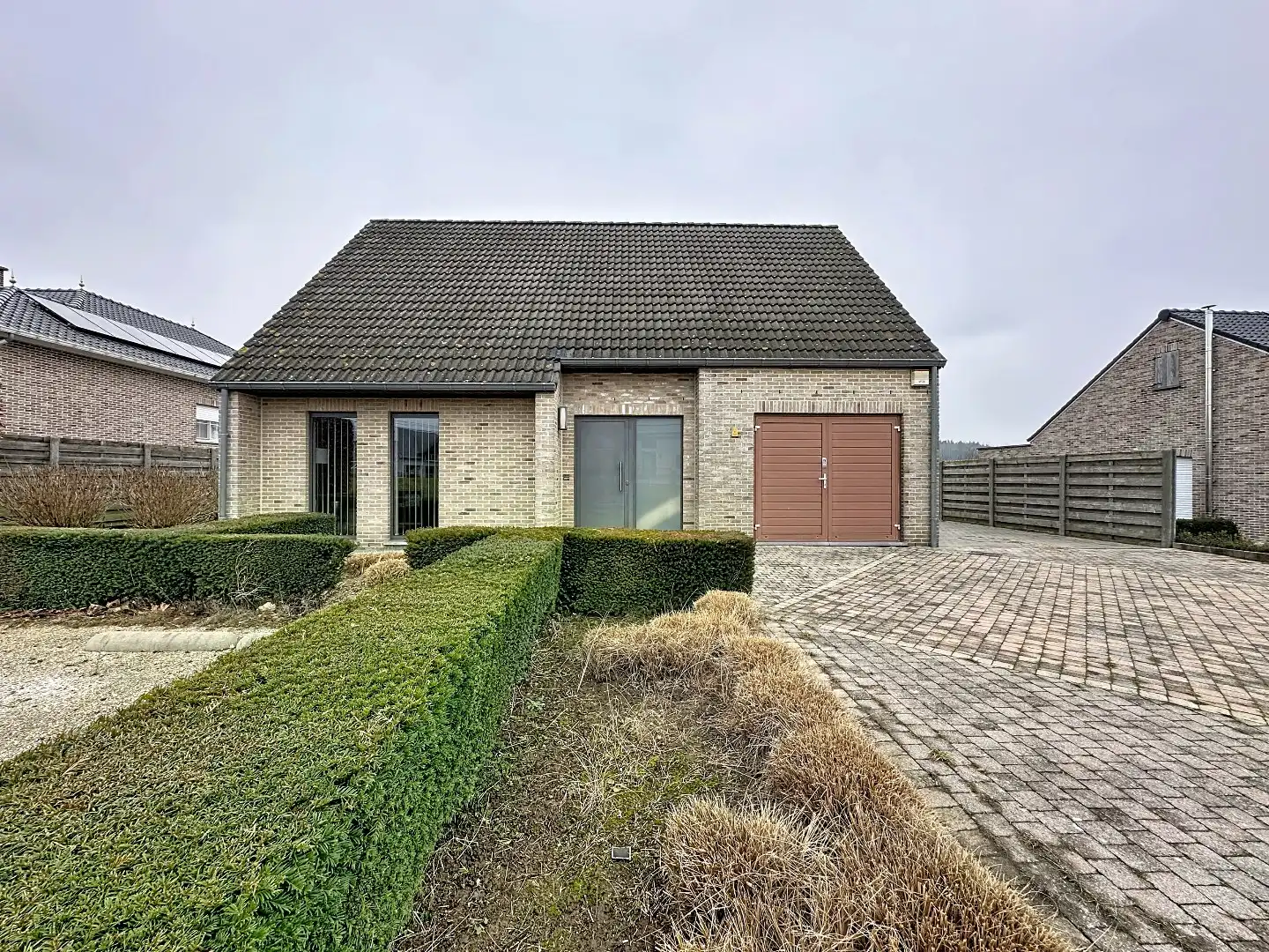 IN OPTIE! Ruime woning met zalige tuin te Binkom, Lubbeek! foto {{pictureIndex}}