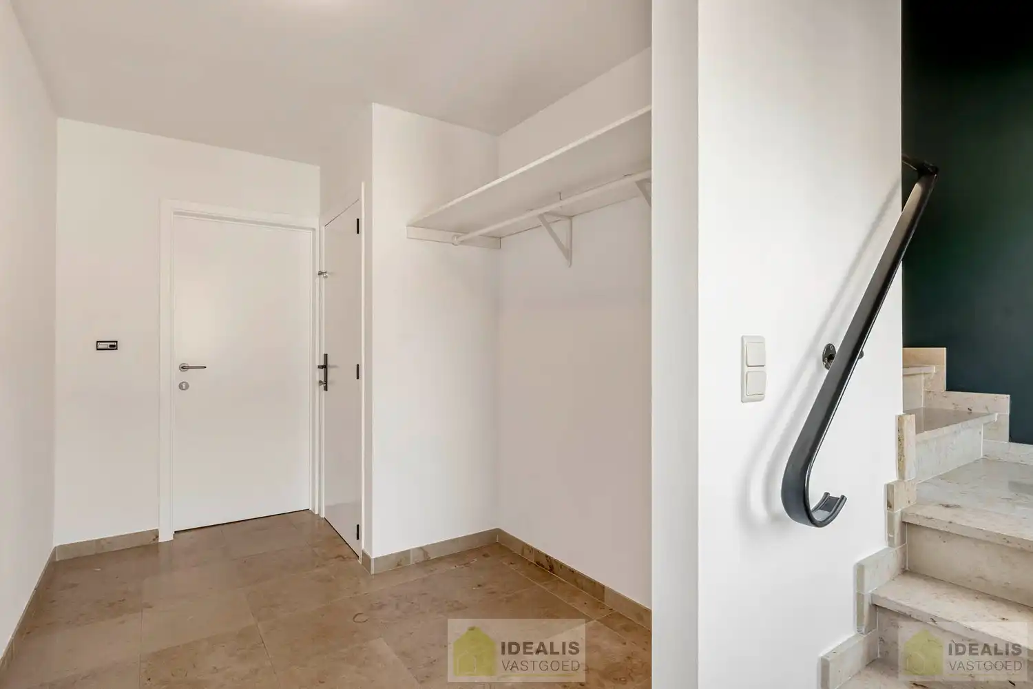 IDEALIS VASTGOED - PRACHTIG GERENOVEERD DUPLEXAPPARTEMENT IN HARTJE HAMONT! foto 8