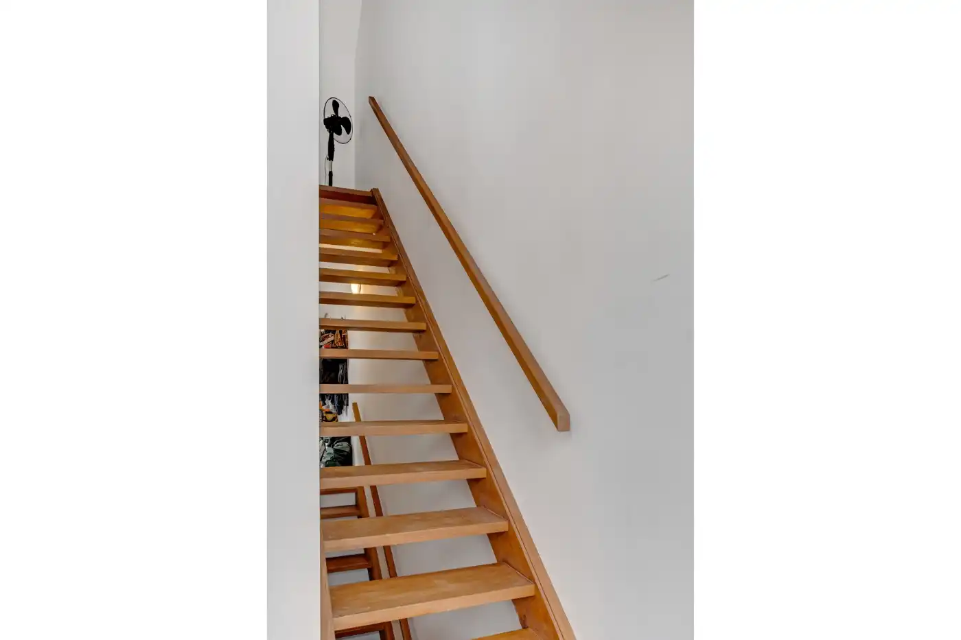 Centraal gelegen handelshuis met woonst foto 17