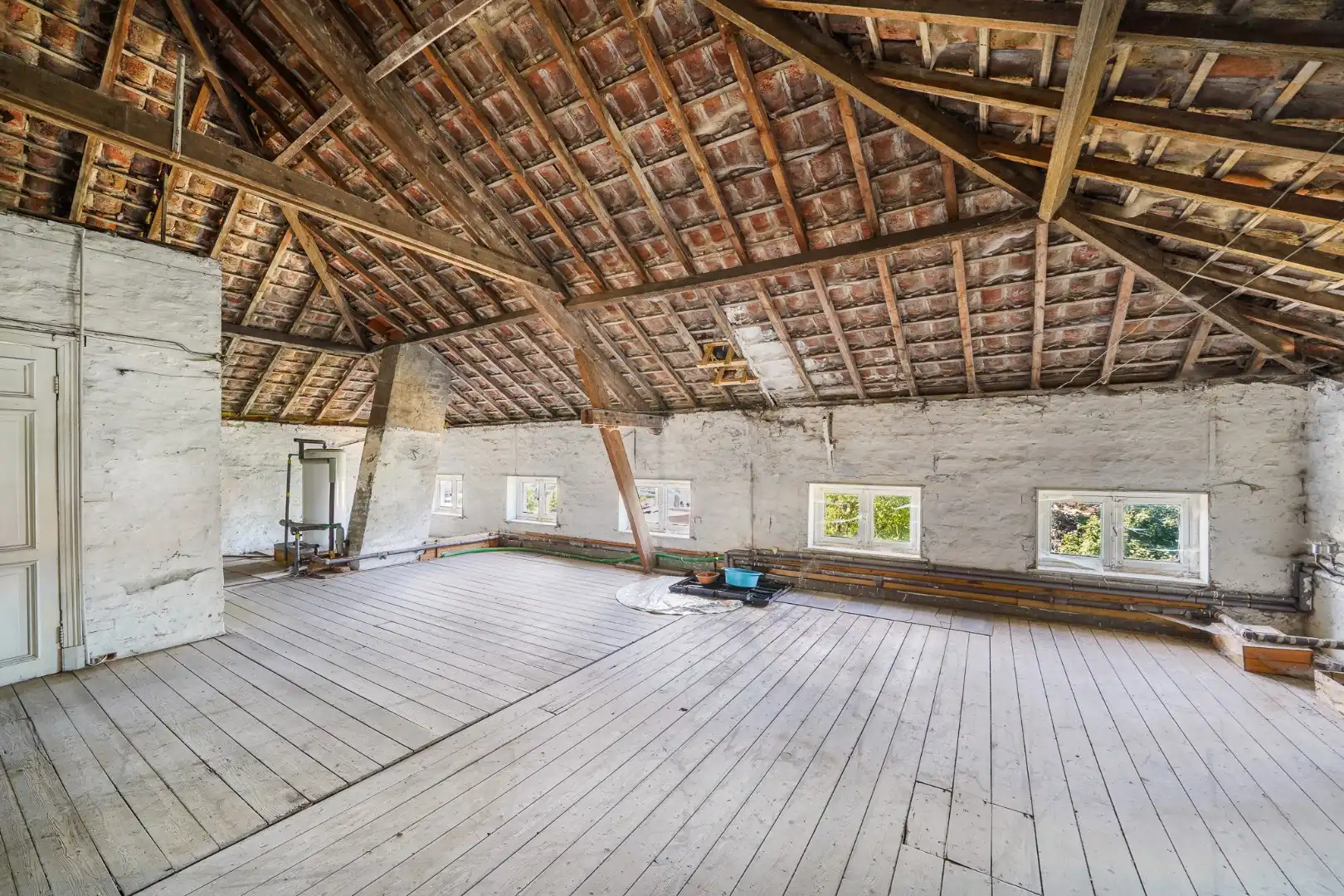 Uniek herenhuis in het centrum van Oudenburg foto 19