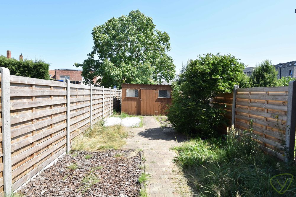 Ruim appartement met tuin op wandelafstand van het centrum! foto 7