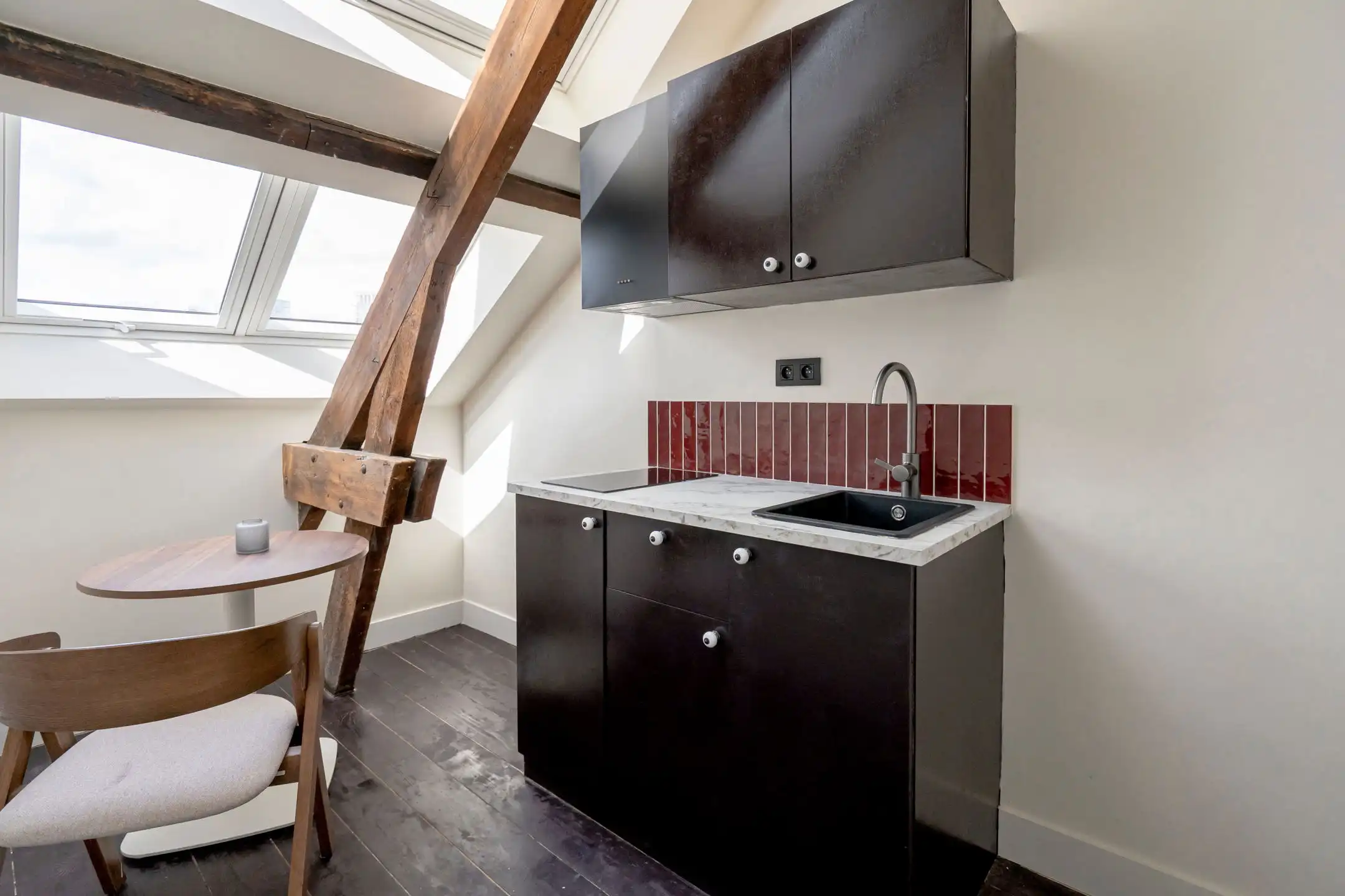 Uniek co-housing concept: volledig gemeubelde studio’s foto 12