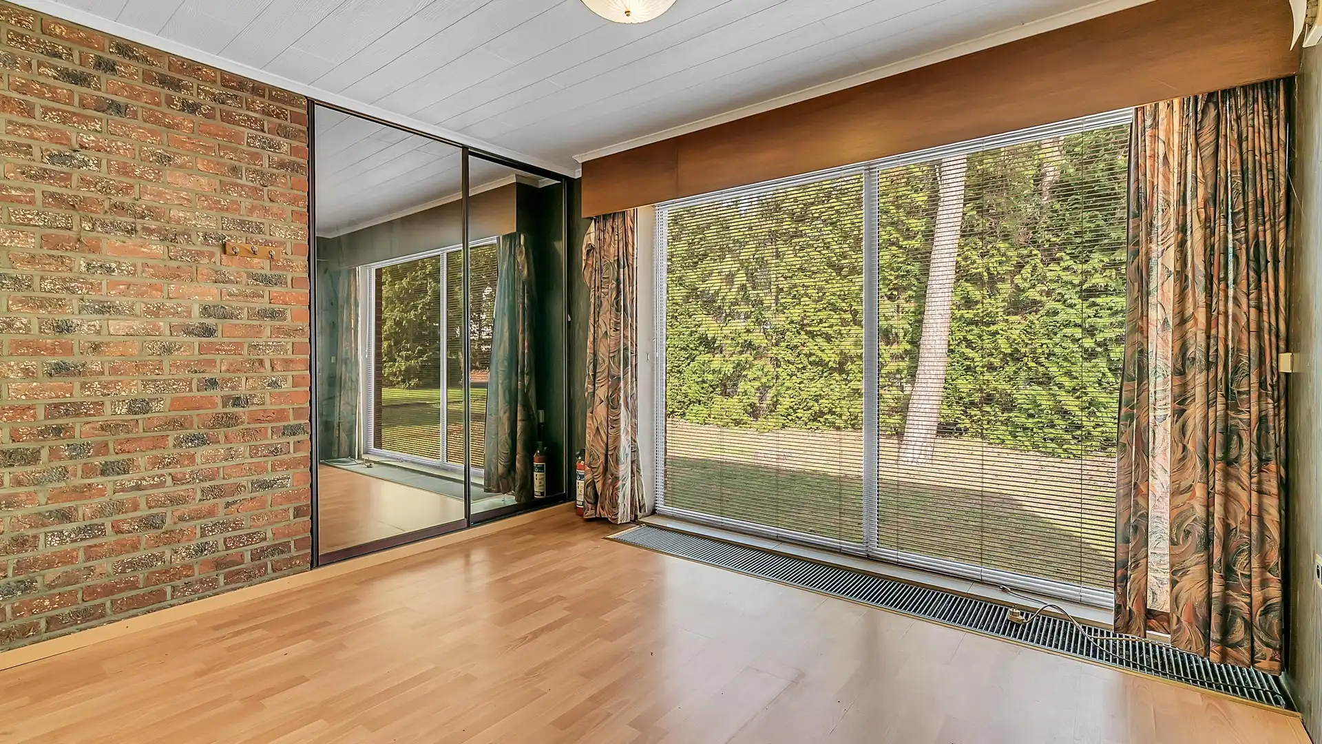 Unieke gelijkvloerse woning  (242 m²) op een uitzonderlijk groot perceel van 28a 17ca foto 13