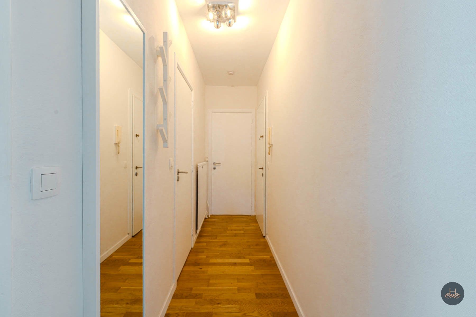 Lichtrijk, karaktervol appartement op uitstekende locatie foto 12