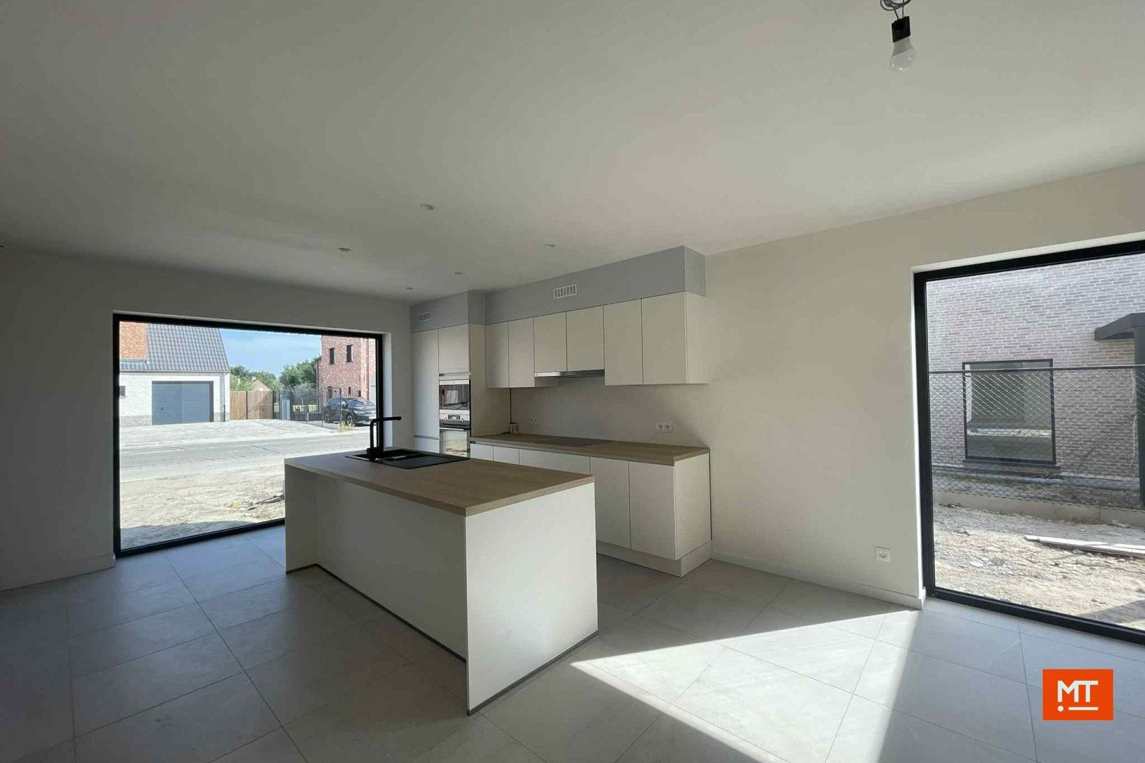 Te huur: Moderne halfopen nieuwbouwwoning met 3 slaapkamers, tuin en carport in Moorslede/Beitem foto 5