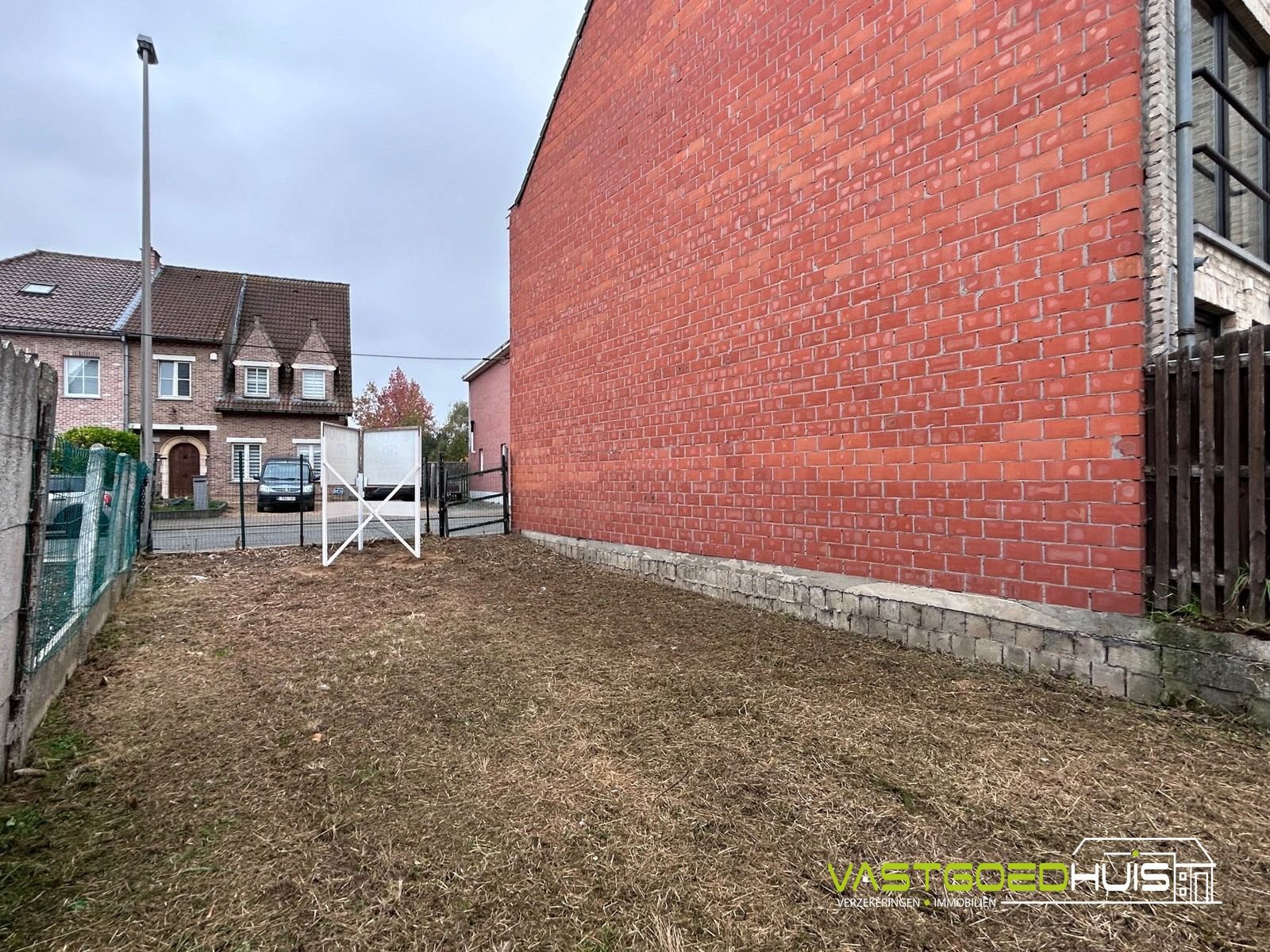 Rustig gelegen bouwgrond voor gesloten bebouwing foto 9