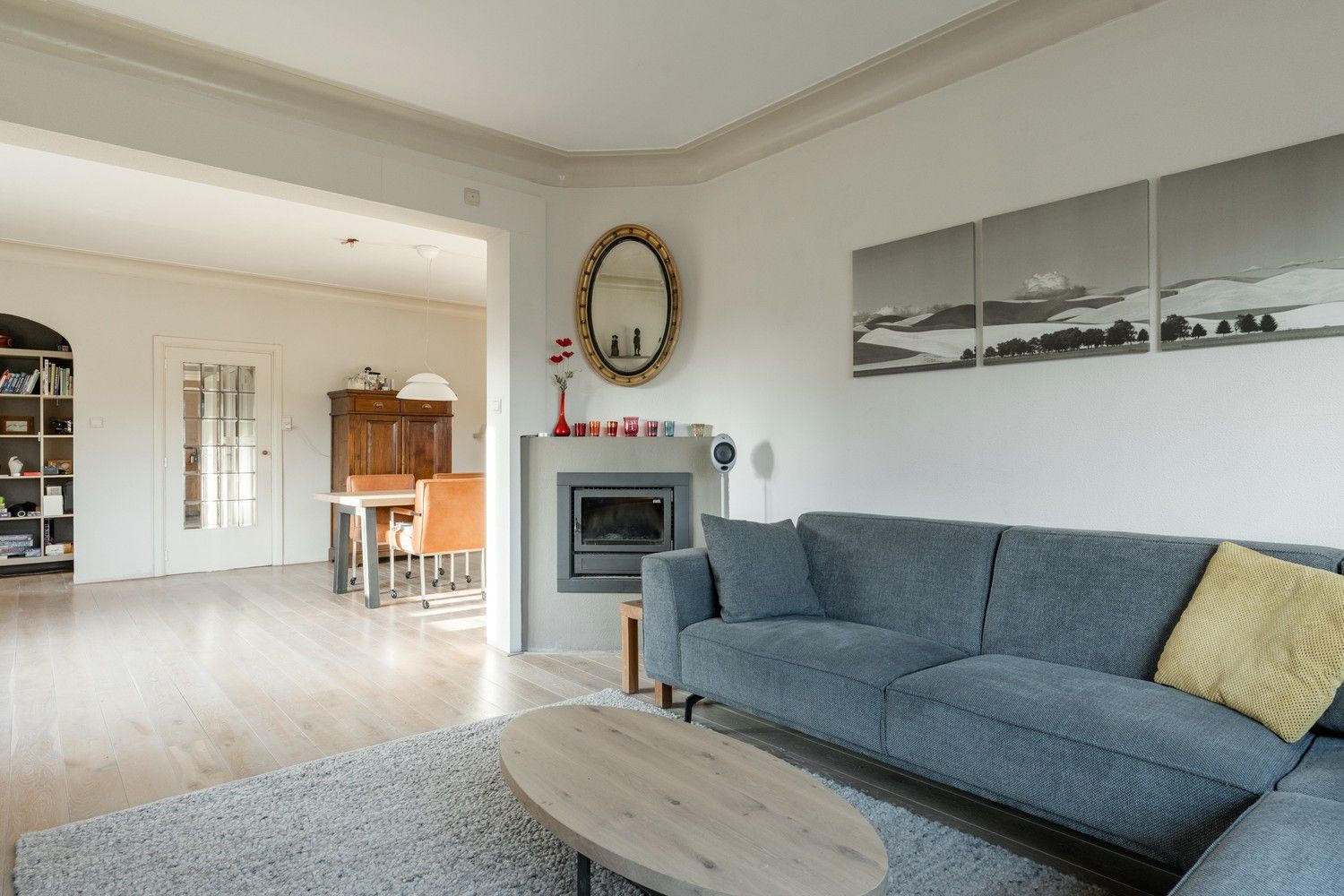 Karaktervolle vrijstaande woning nabij de Nederlandse grens foto 8