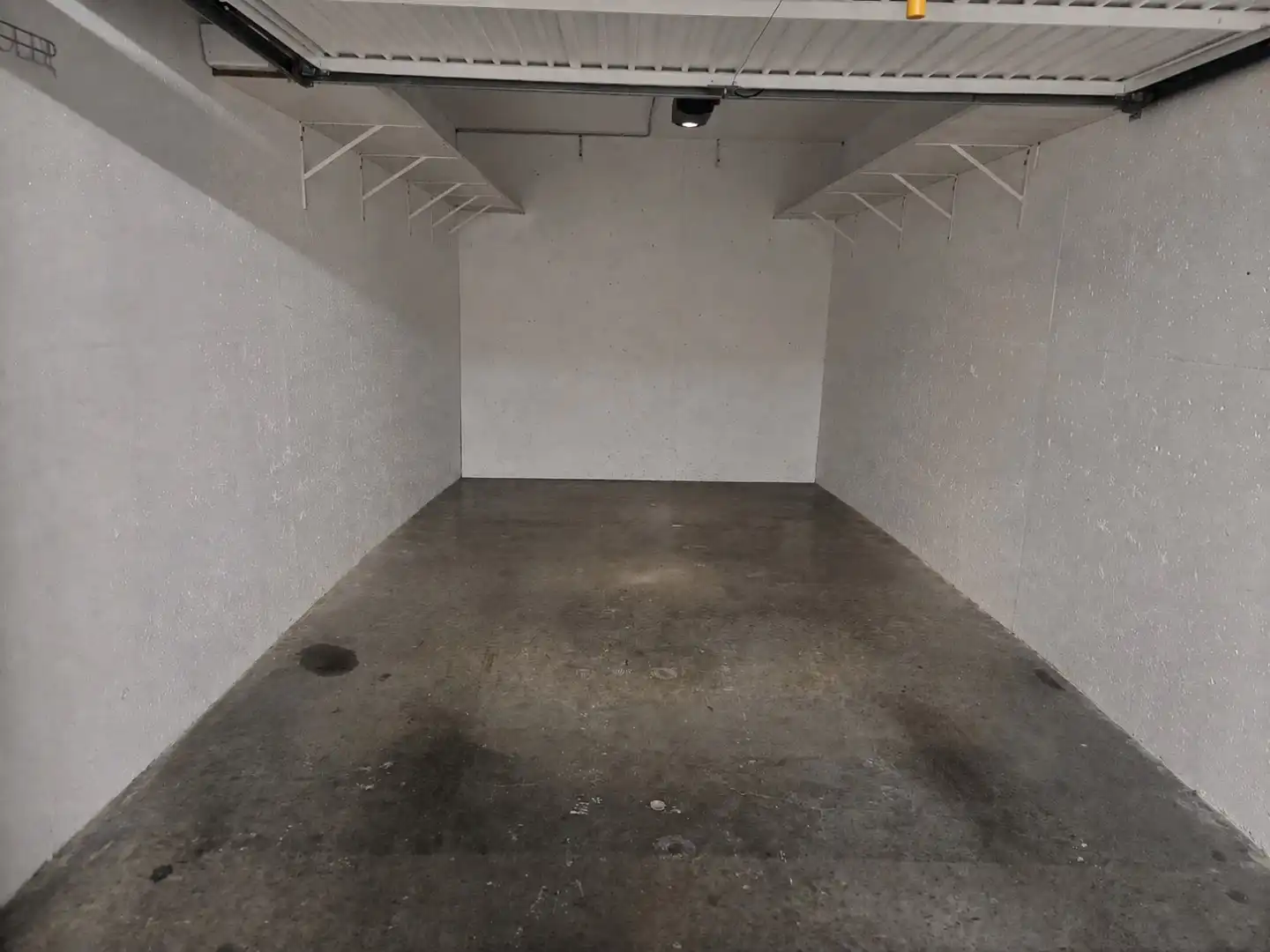 Instapklaar & modern appartement met zonneterras en garagebox! foto 13