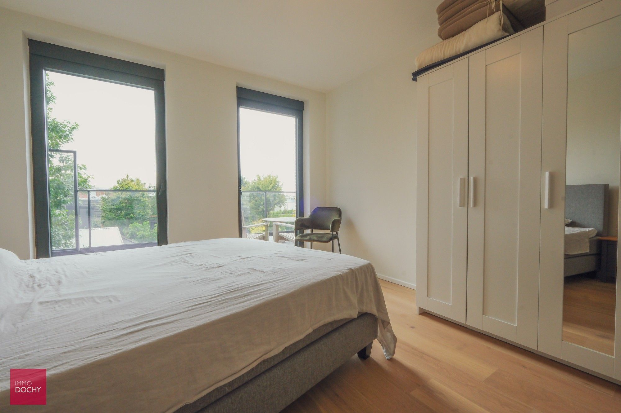 Prachtig afgewerkt appartement met ruim zonneterras centrum Waregem foto 24