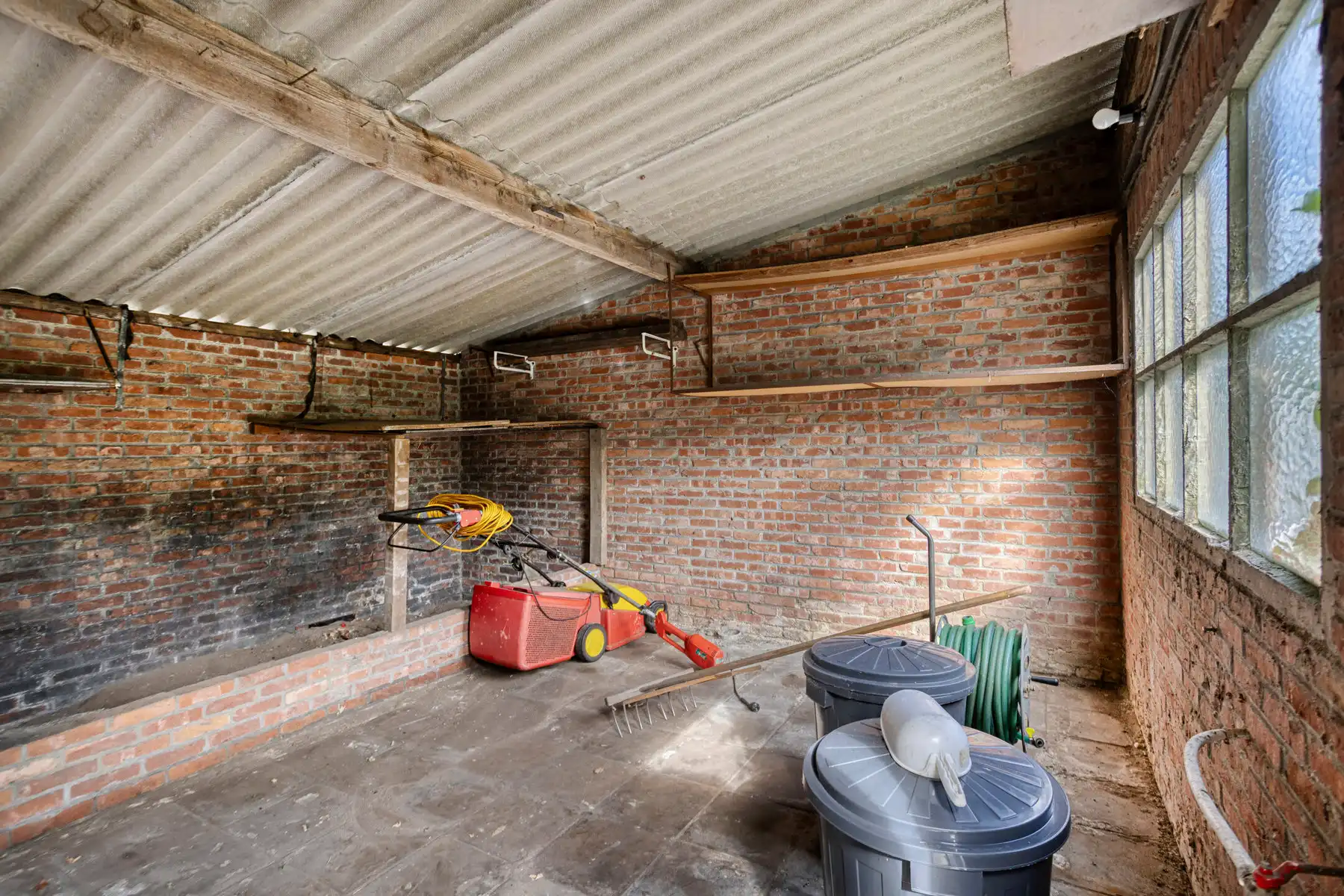 Renovatieproject op rustige groene locatie foto 24