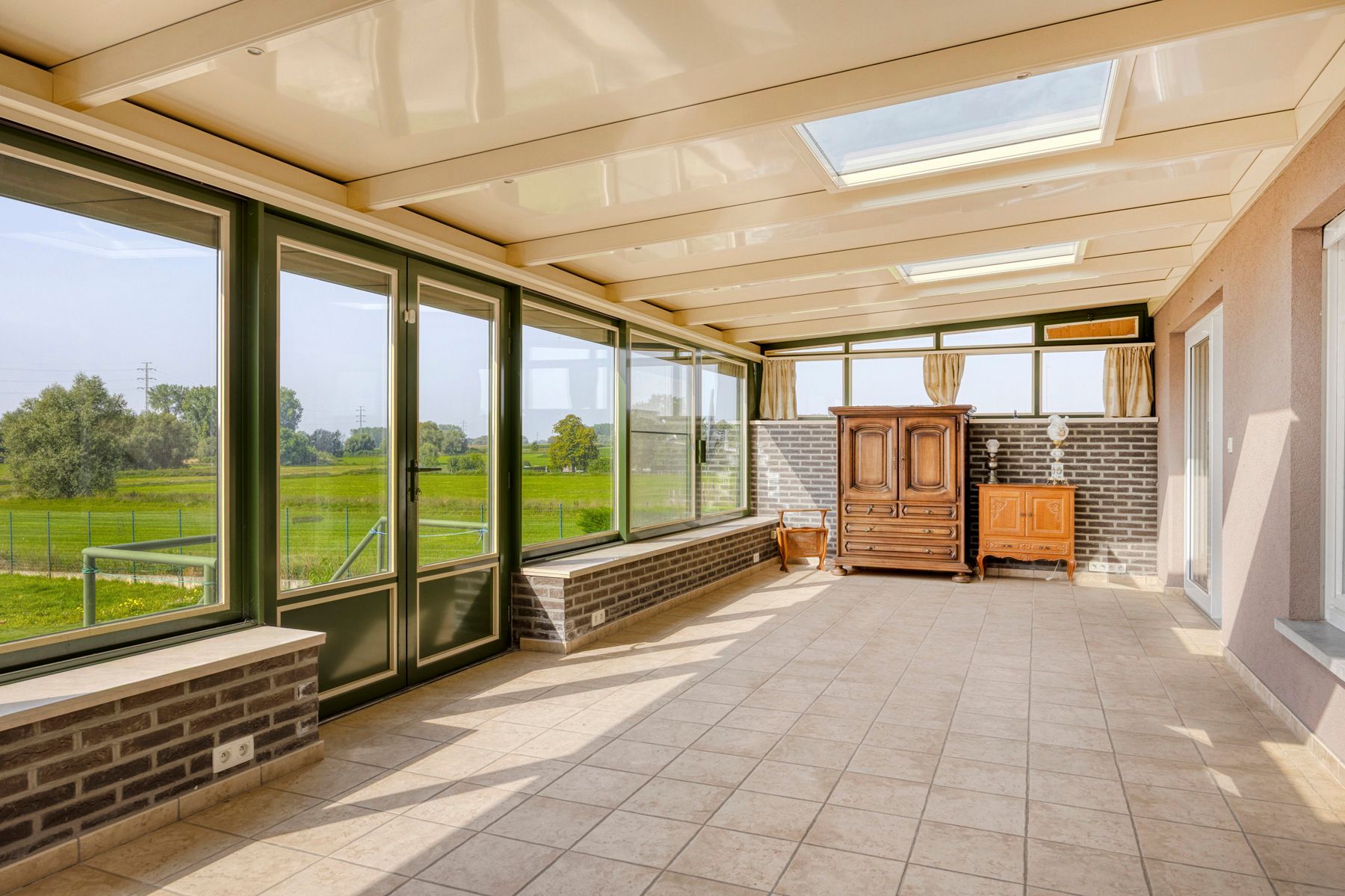 Vrijstaande woning met grote tuin en veel potentieel foto 13