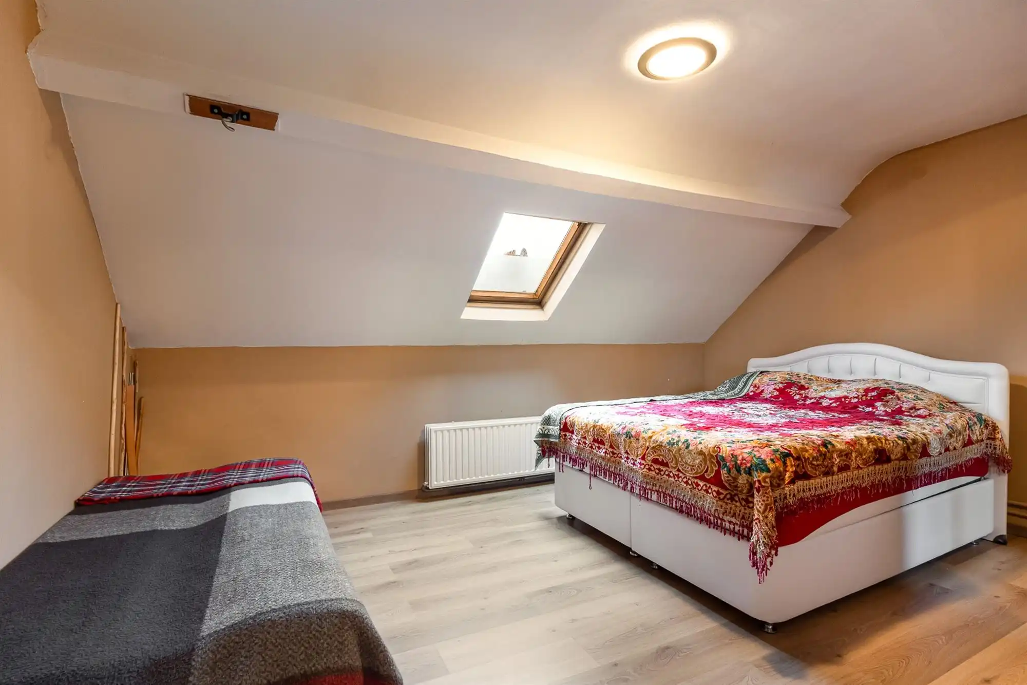 Instapklare gezinswoning met 3 slpkmrs. foto 13