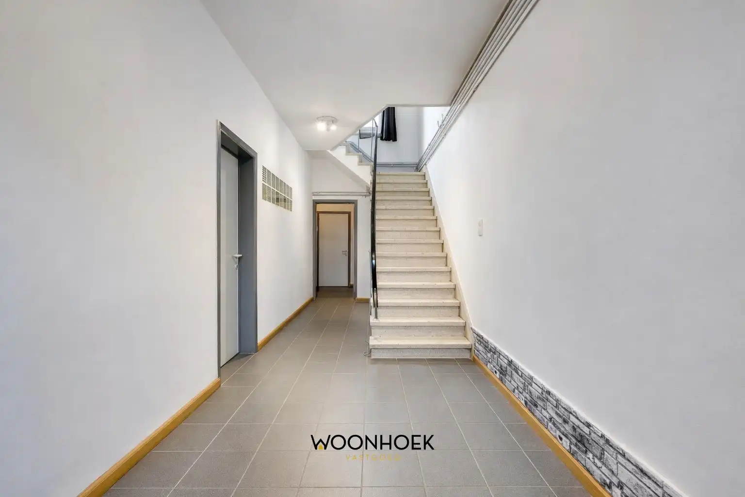 Ruim en comfortabel wonen in het hart van Zele foto 12