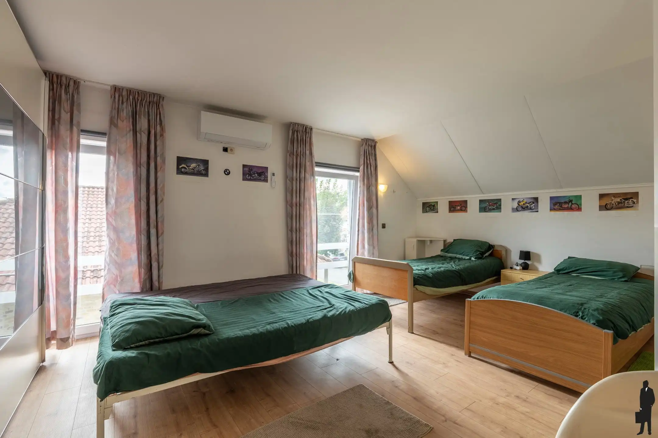 Uitzonderlijk gelegen woning aan Jachthaven kanaal Beverlo foto 12