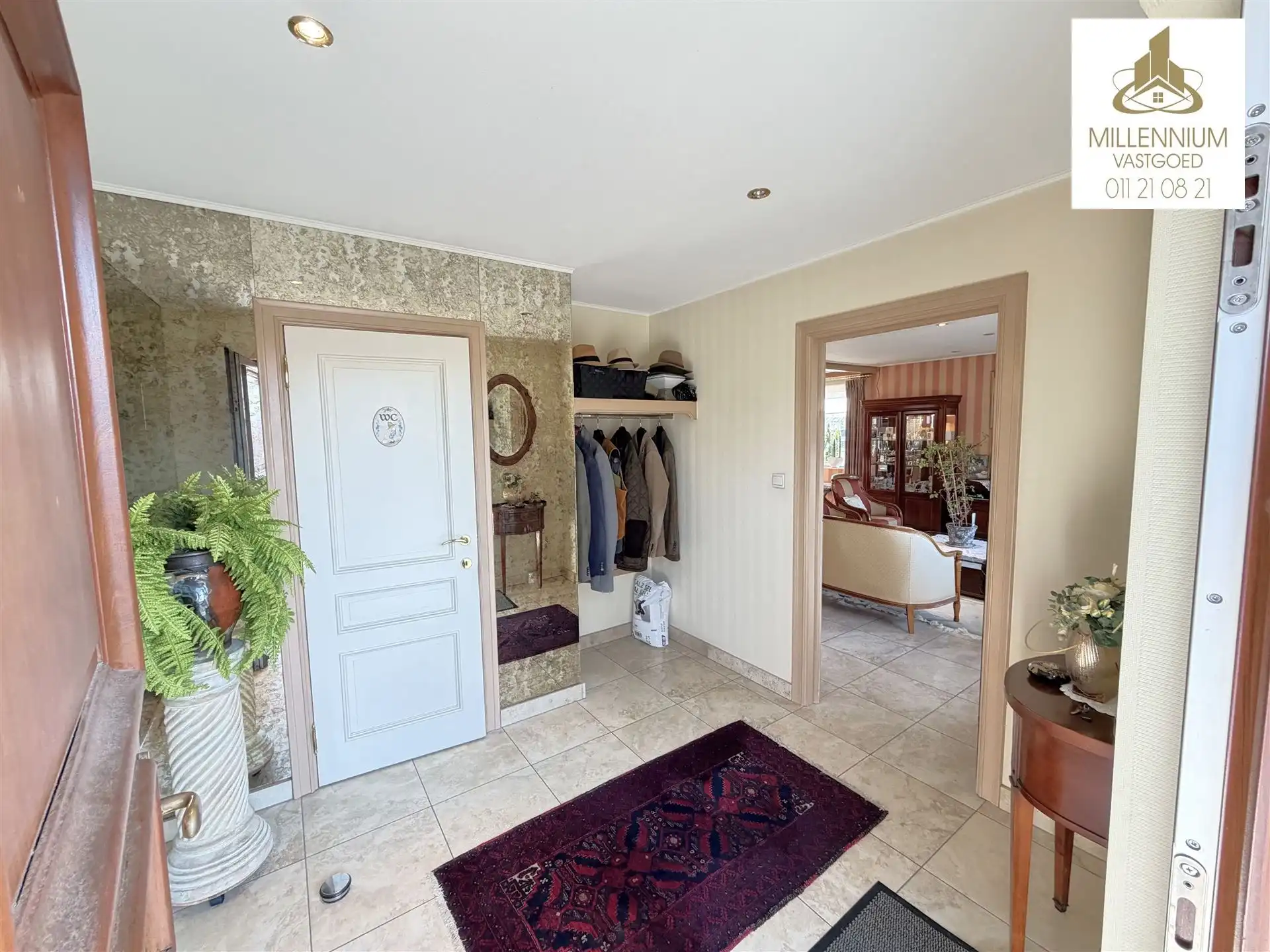 Commercieel gebouw foto 4