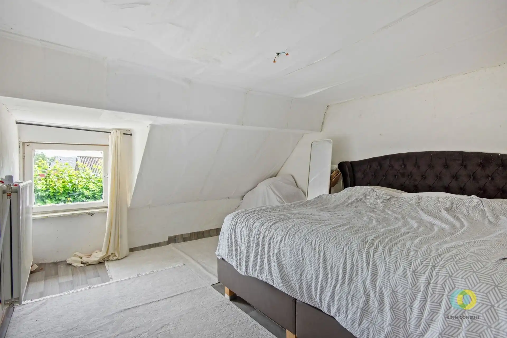 Renovatiewoning met vergund uitbreidingsproject op perceel van 1.147 m² foto 11
