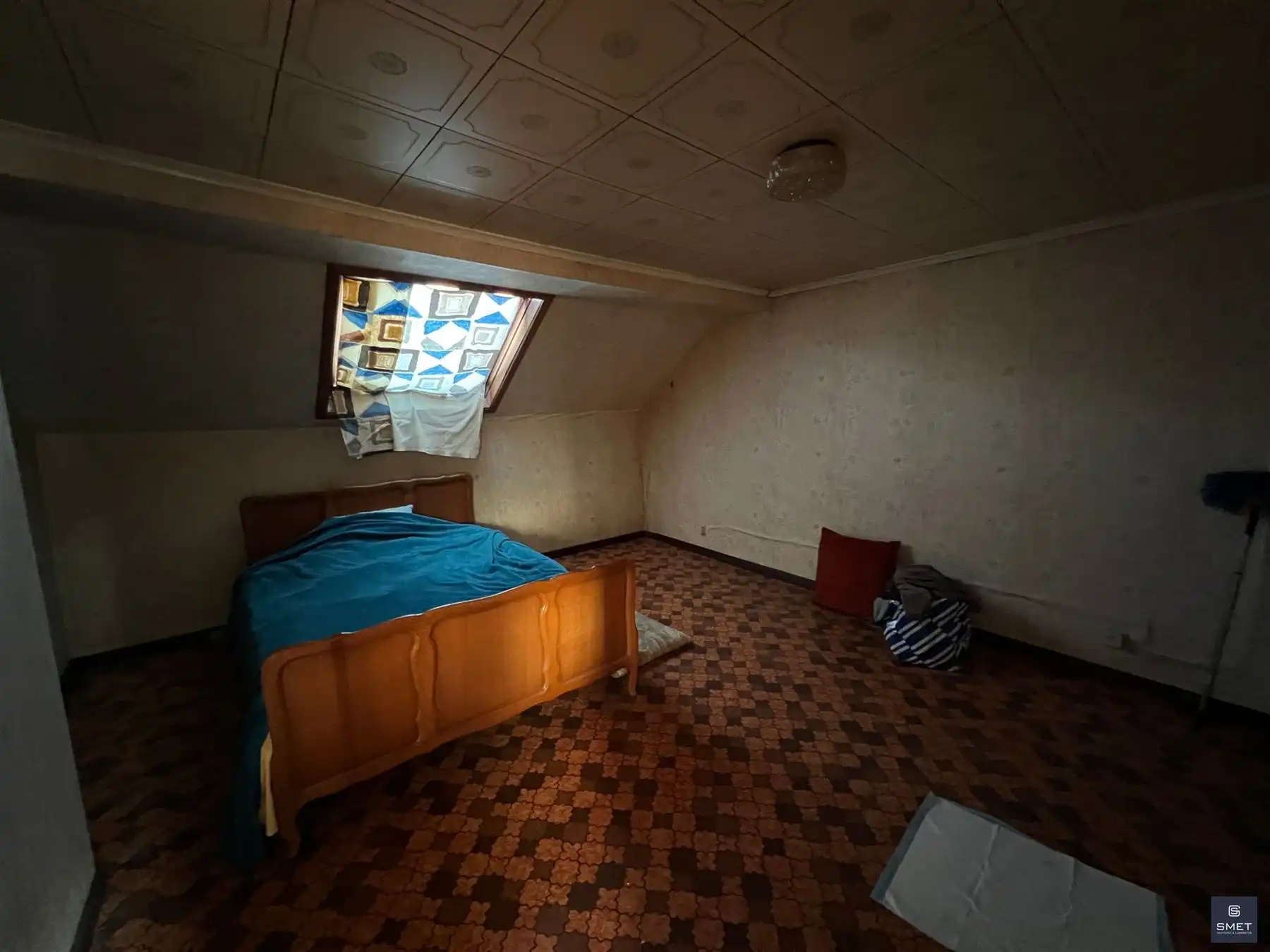 TE RENOVEREN OF TE SLOPEN WONING MET ZUIDELIJKE TUIN foto 11