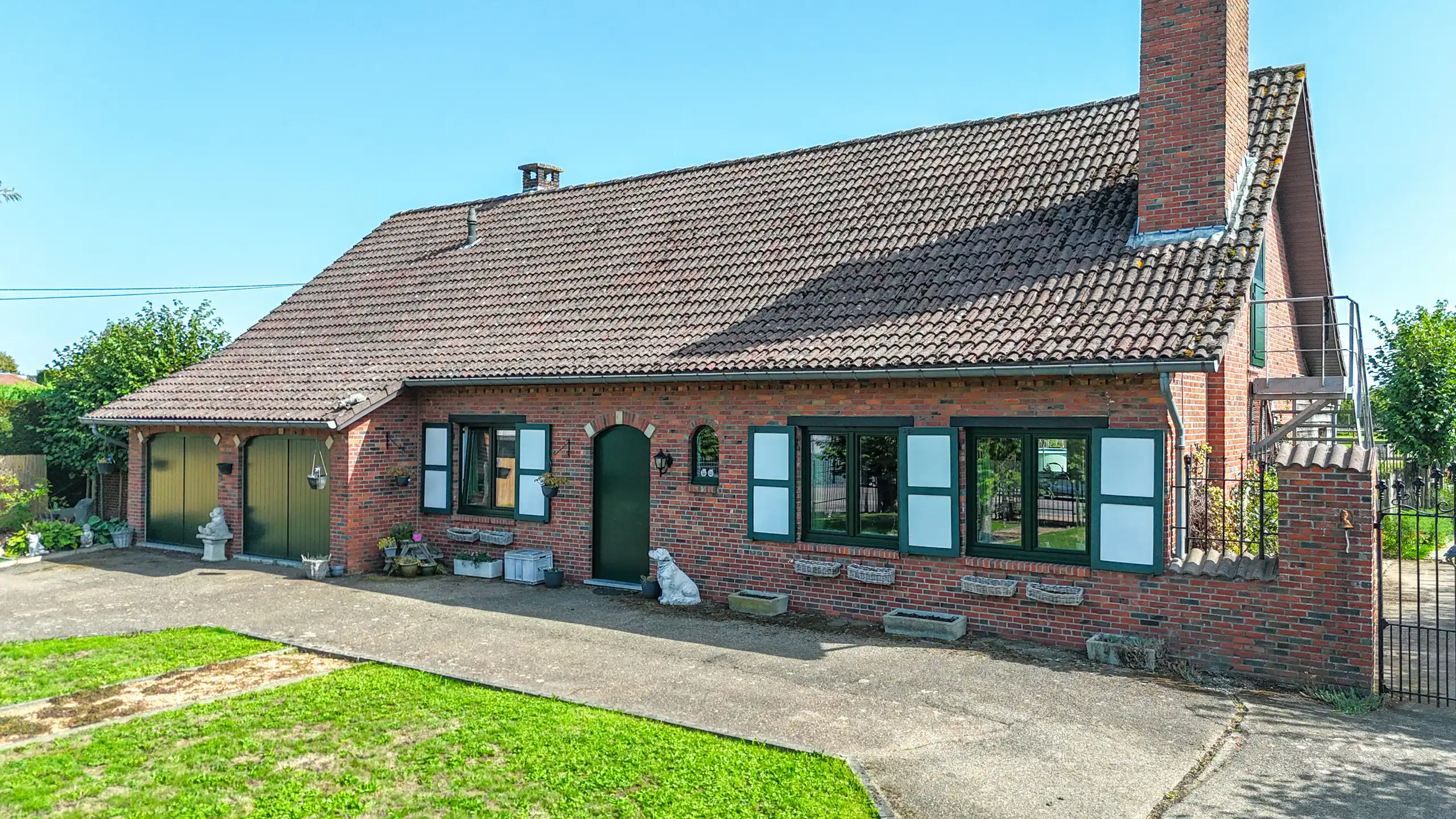 Landelijke woning met 6 slpks op perceel van 36a 70ca! foto 39
