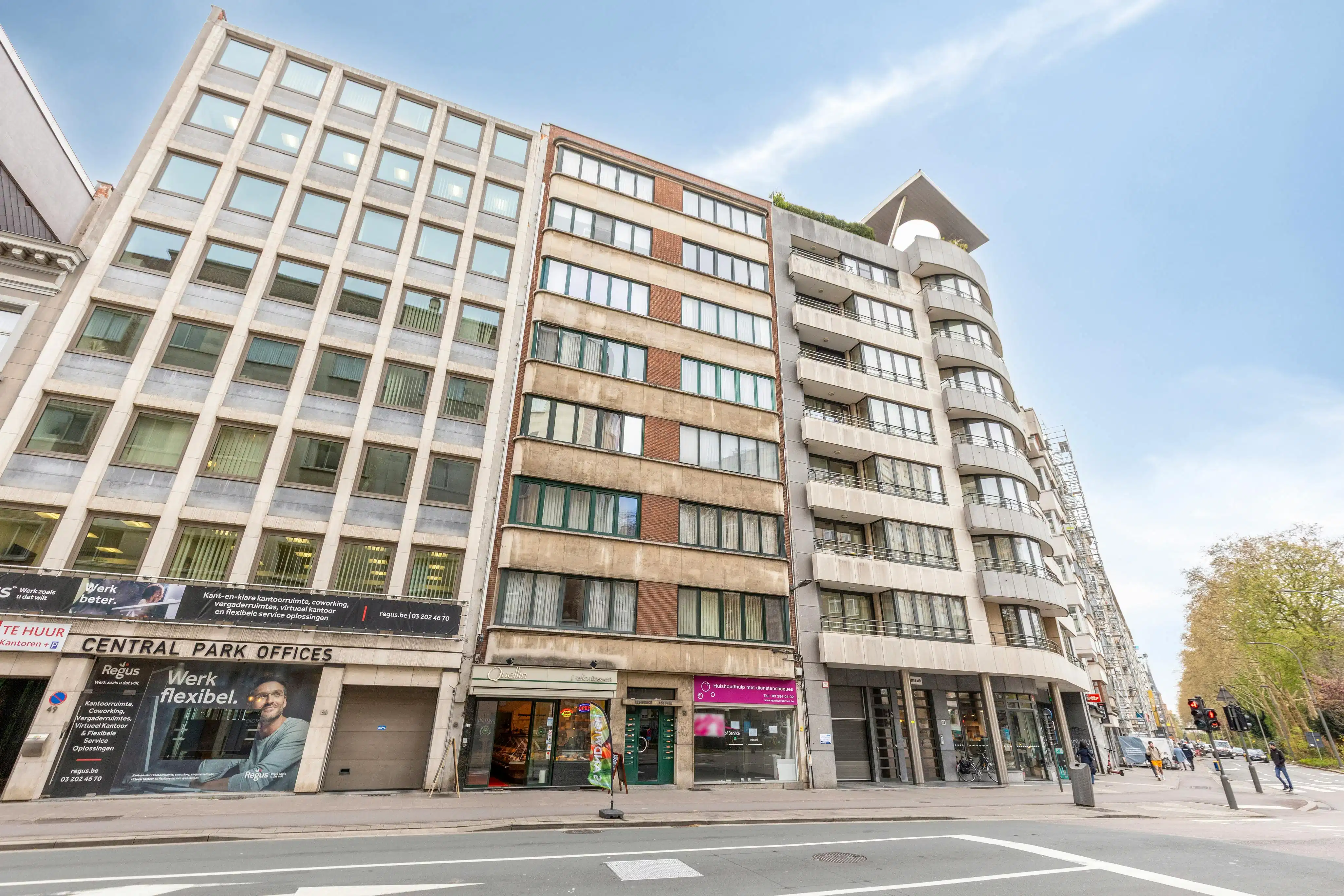 Lichtrijk 2 slaapkamer penthouse te koop bij Stadspark foto 19