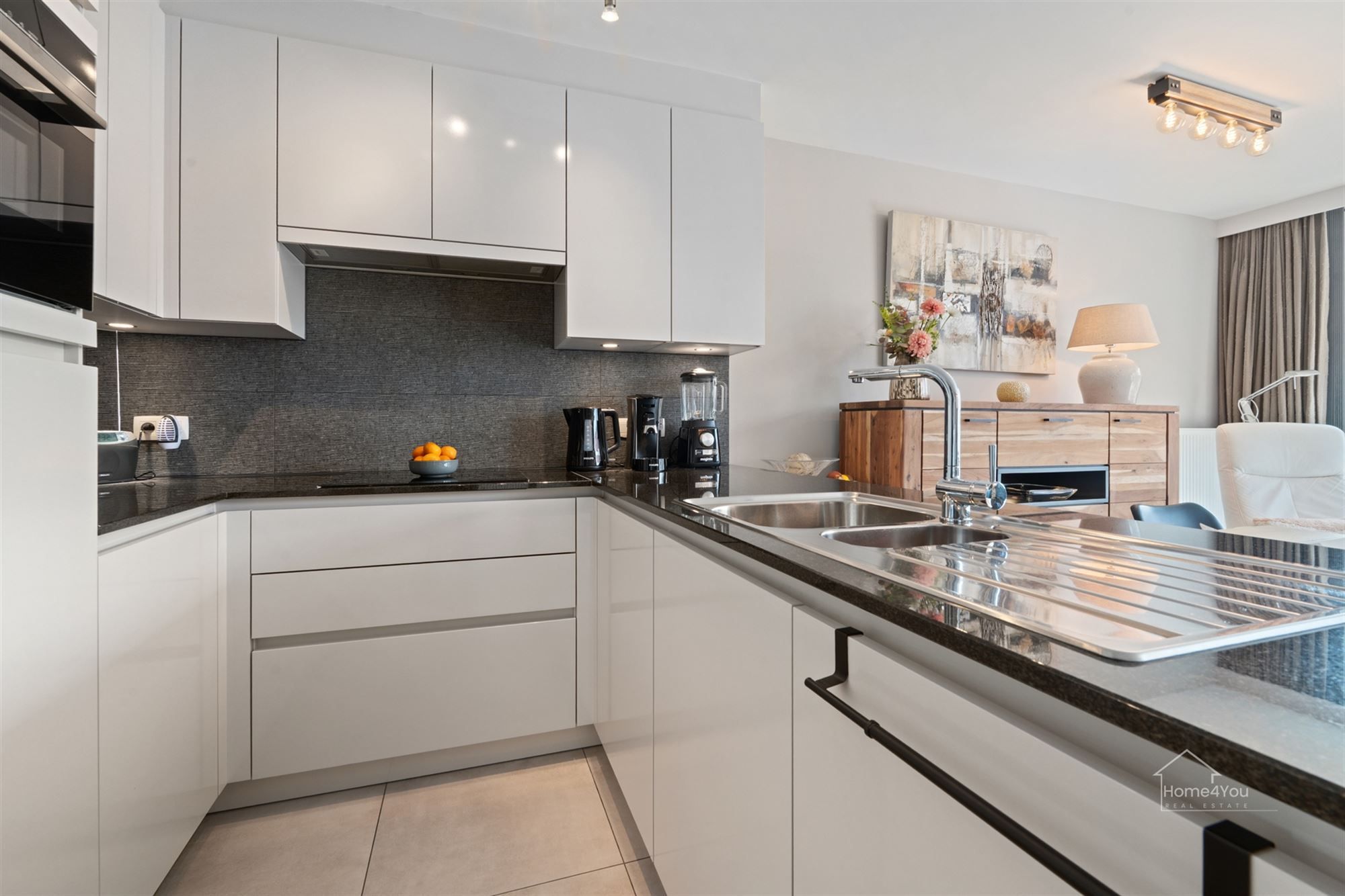 Zonnig en energiezuinig appartement op toplocatie in Middelkerke – Instapklaar en modern foto 7