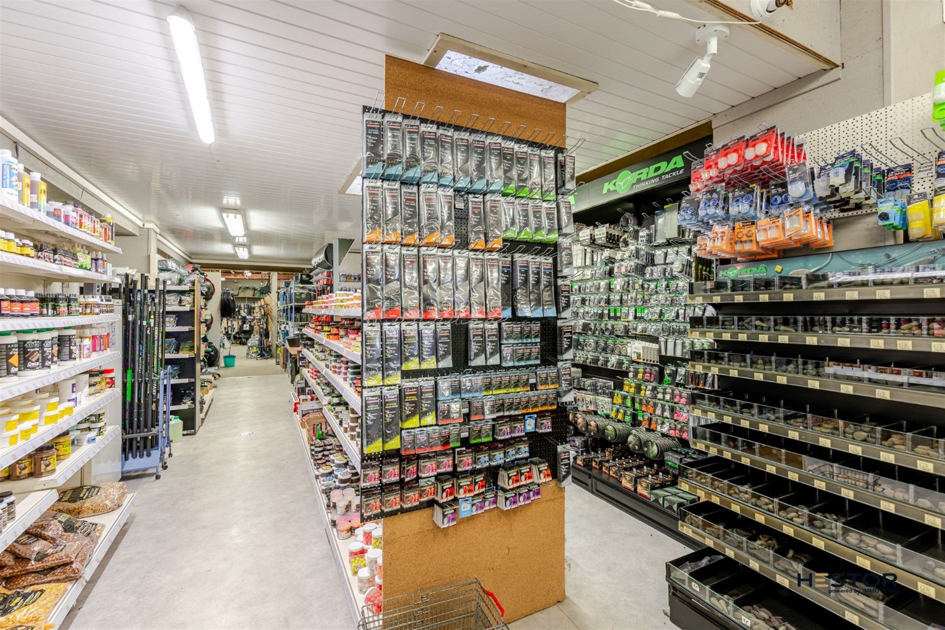 Riante, centraal geleden handelszaak in Hamme foto 5