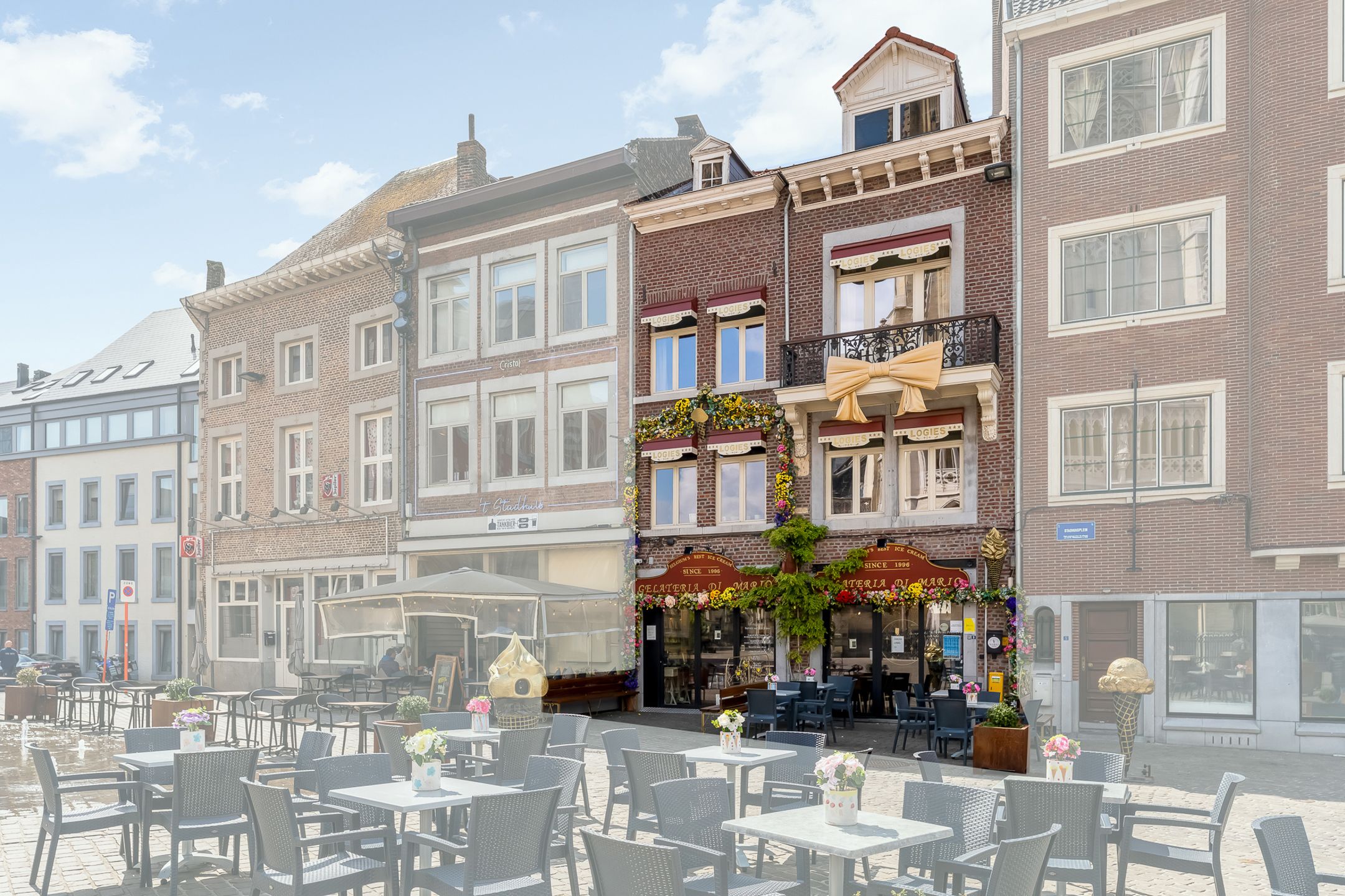 Karaktervol handelspand met gerenommeerd ijssalon en B&B foto 28