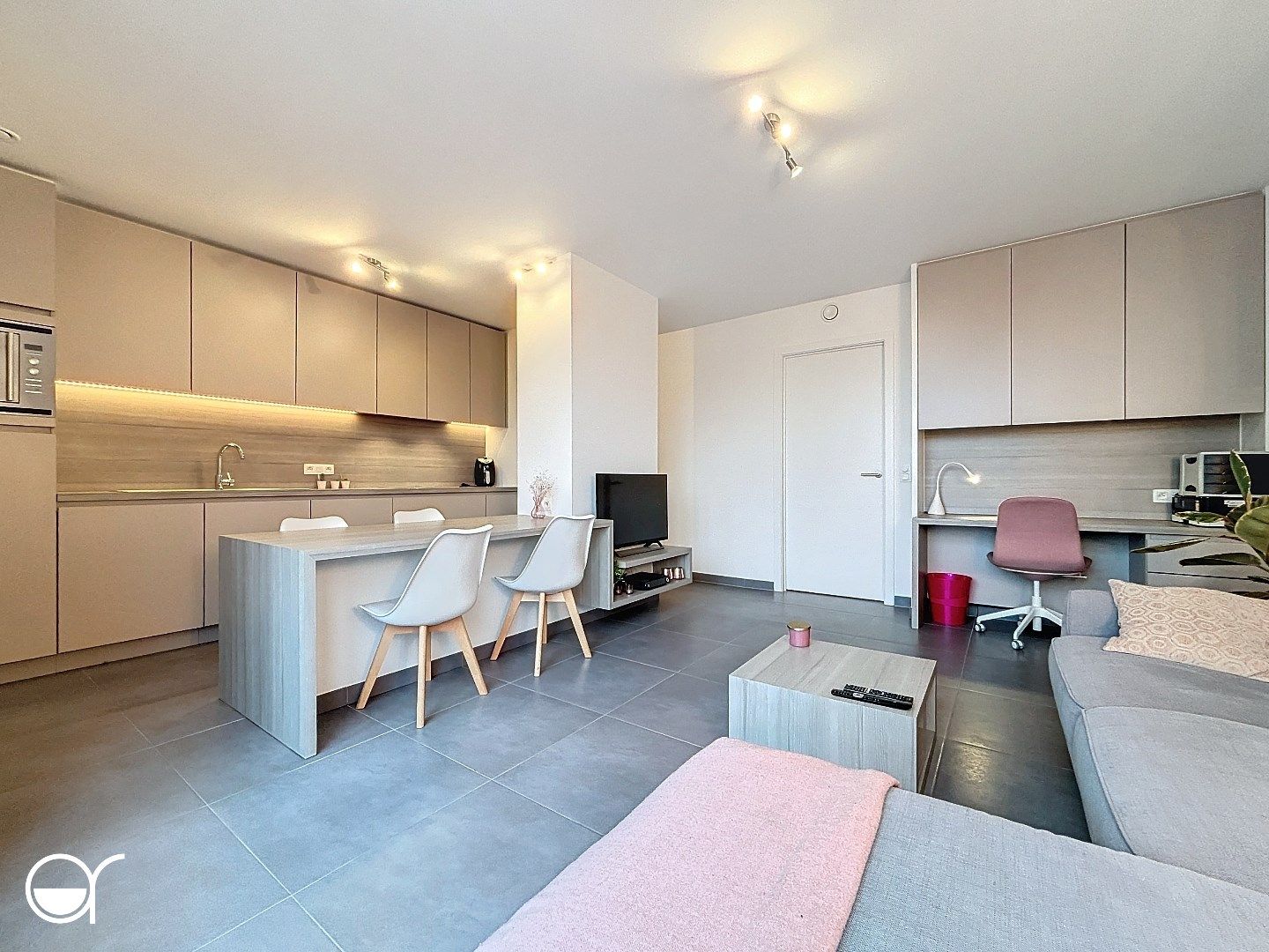 1 slaapkamer appartement in exclusieve residentie Greentower.  foto 9