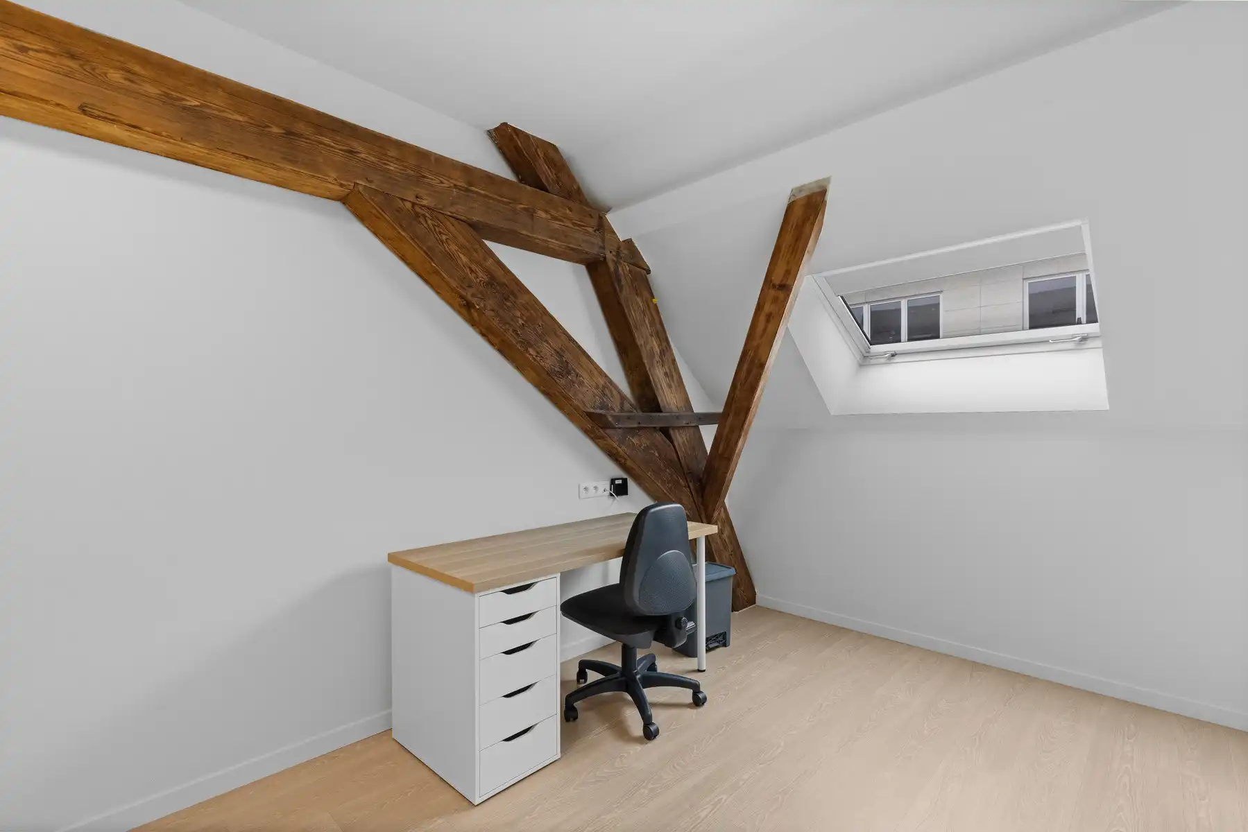 Nieuwe, verhuurde studentenhuisvesting te koop! foto 29